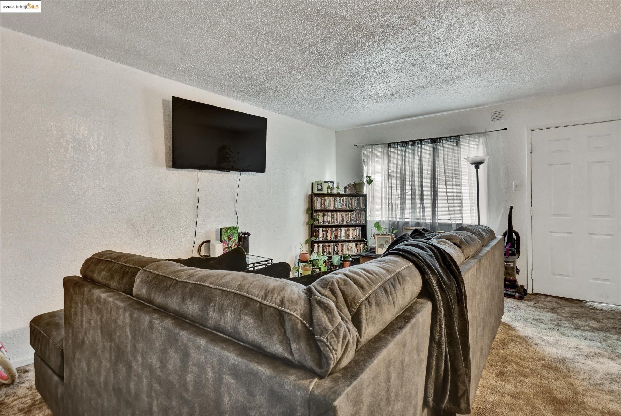 Detail Gallery Image 16 of 33 For 1035 76th Ave, Oakland,  CA 94621 - – Beds | – Baths