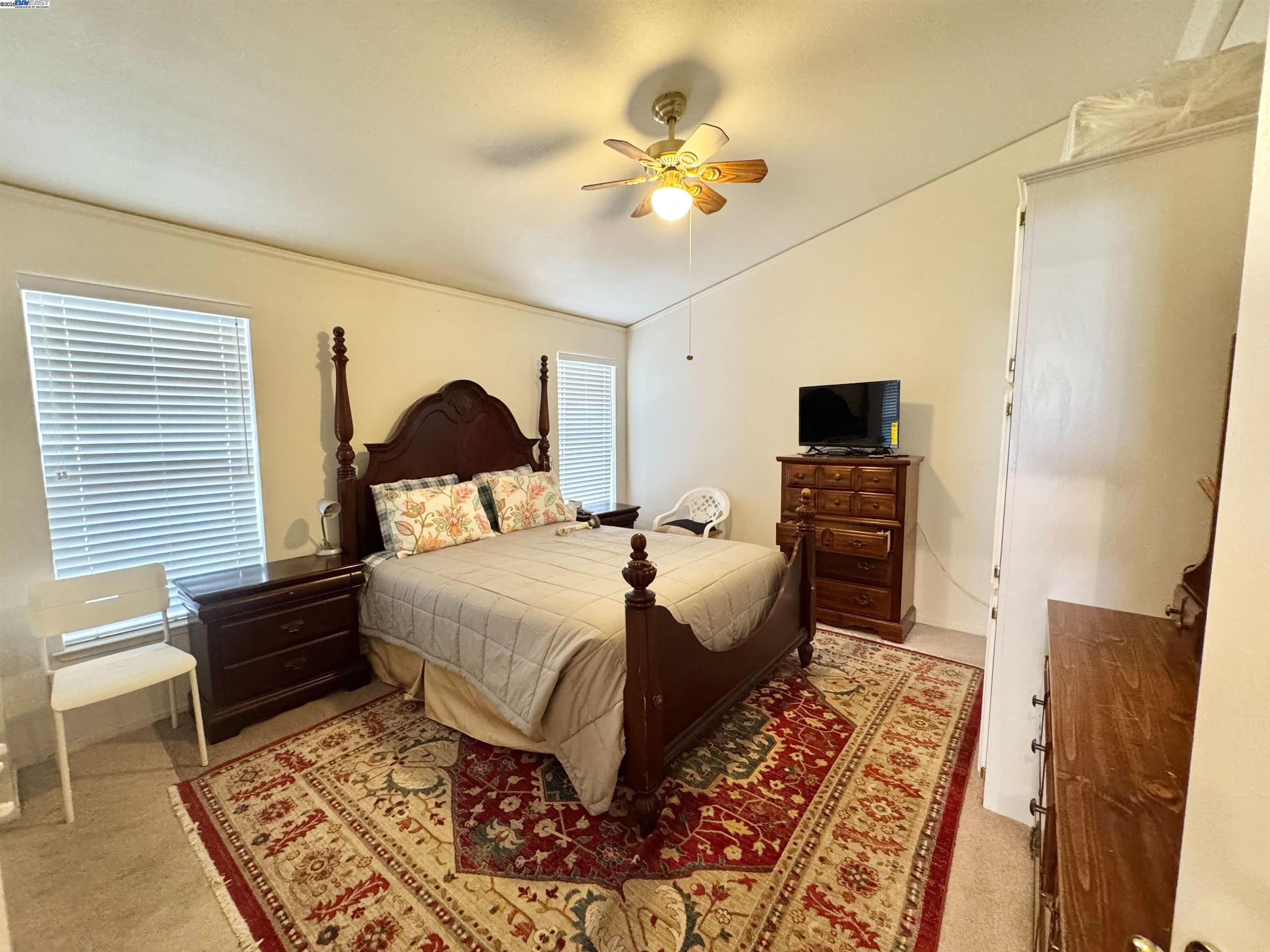 Detail Gallery Image 6 of 11 For 1220 Tasman Dr #39,  Sunnyvale,  CA 94089 - 3 Beds | 2 Baths