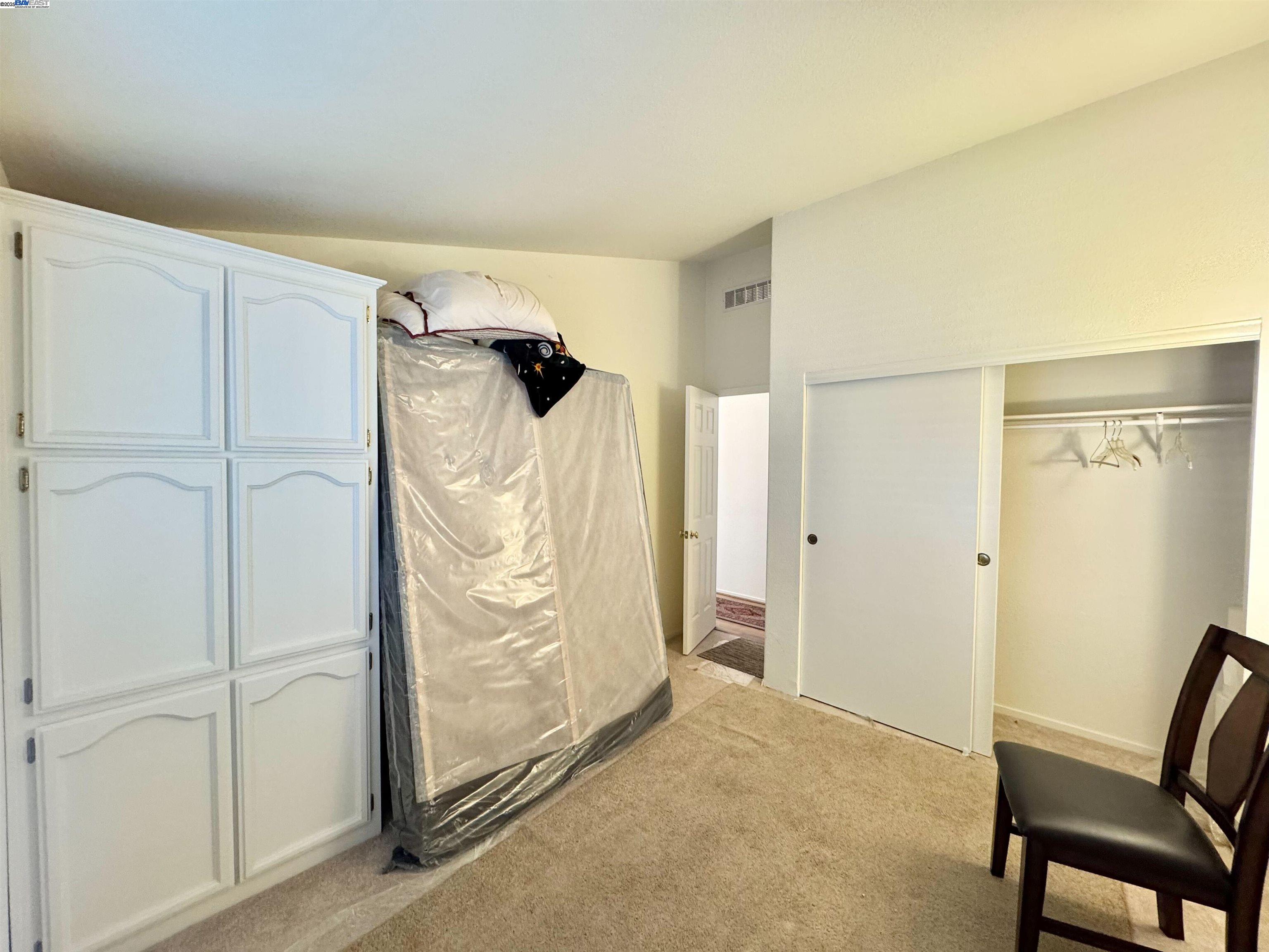 Detail Gallery Image 7 of 11 For 1220 Tasman Dr #39,  Sunnyvale,  CA 94089 - 3 Beds | 2 Baths