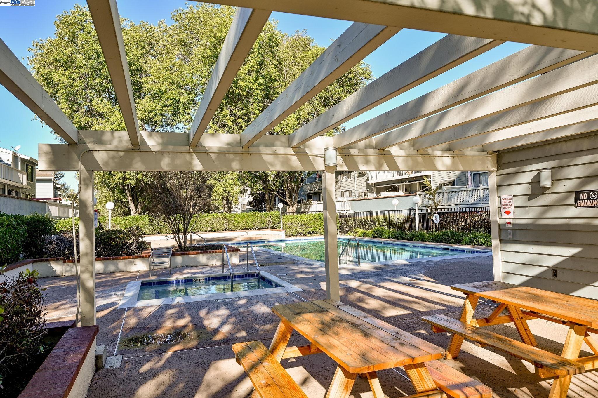 Detail Gallery Image 25 of 32 For 3467 Pinewood Ter #202,  Fremont,  CA 94536 - 2 Beds | 2 Baths