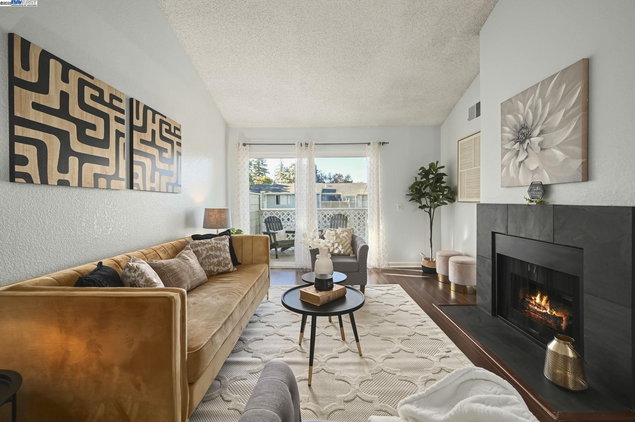 Detail Gallery Image 4 of 32 For 3467 Pinewood Ter #202,  Fremont,  CA 94536 - 2 Beds | 2 Baths