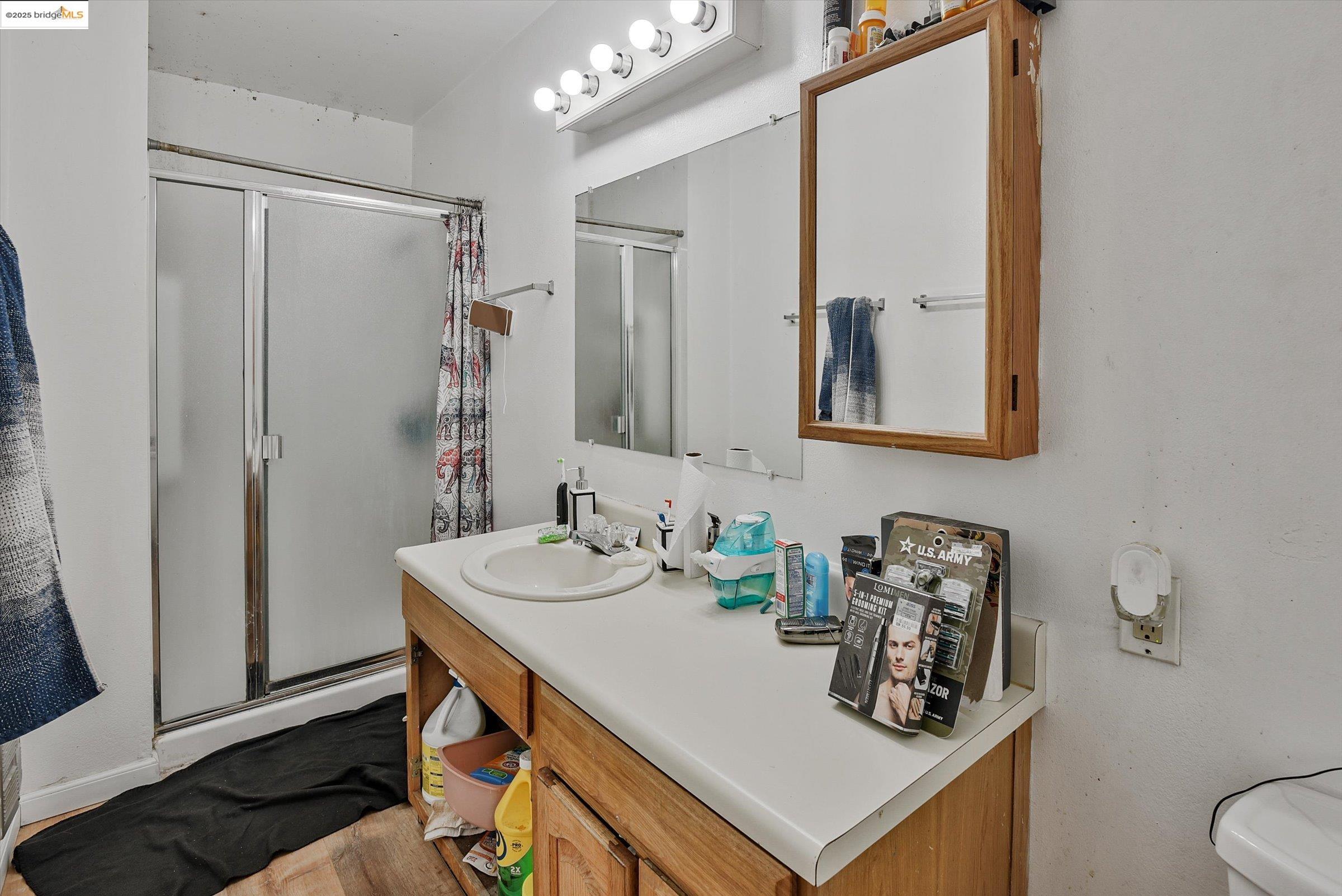 Detail Gallery Image 24 of 57 For 1927 82nd Ave, Oakland,  CA 94621 - – Beds | – Baths