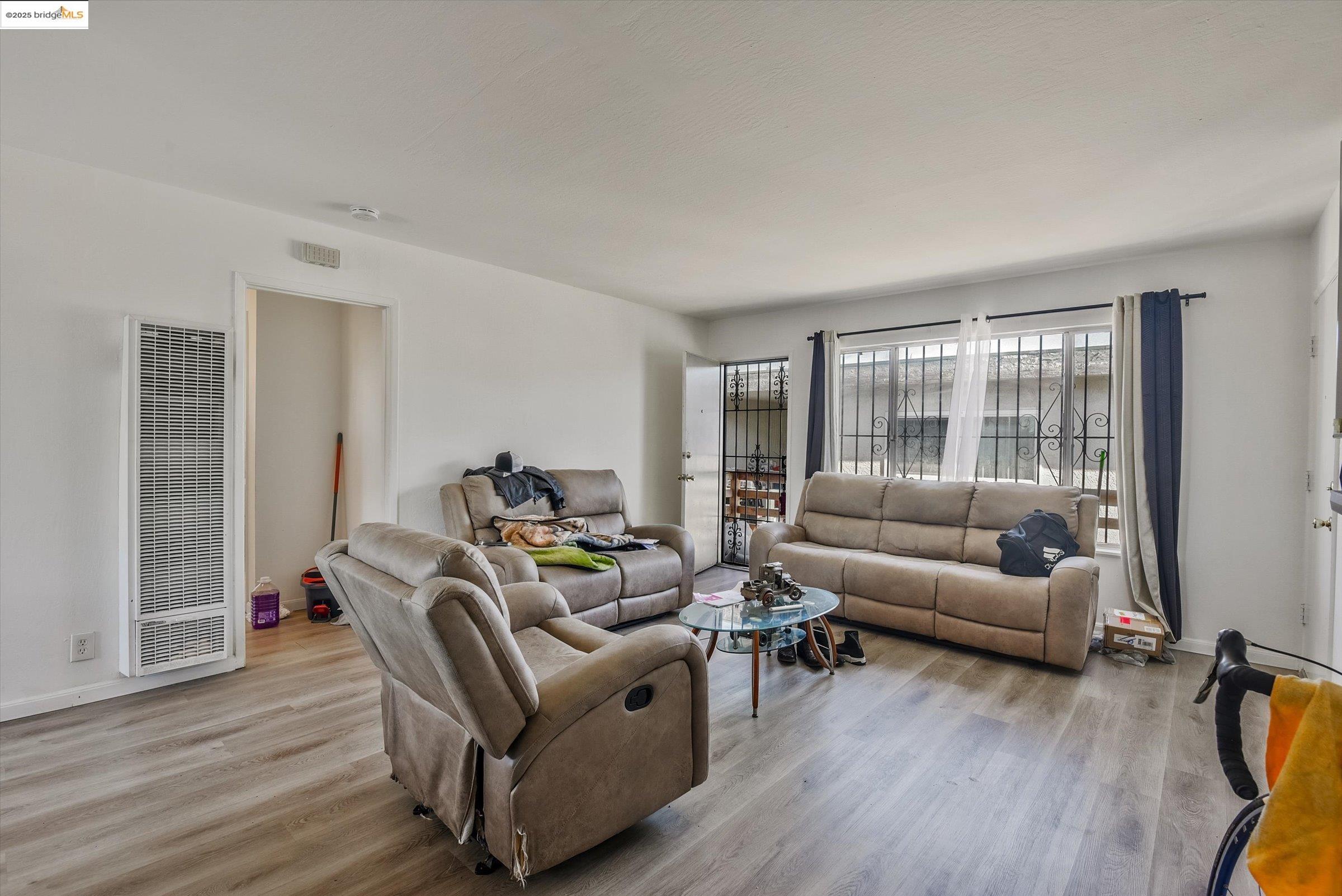 Detail Gallery Image 29 of 57 For 1927 82nd Ave, Oakland,  CA 94621 - – Beds | – Baths