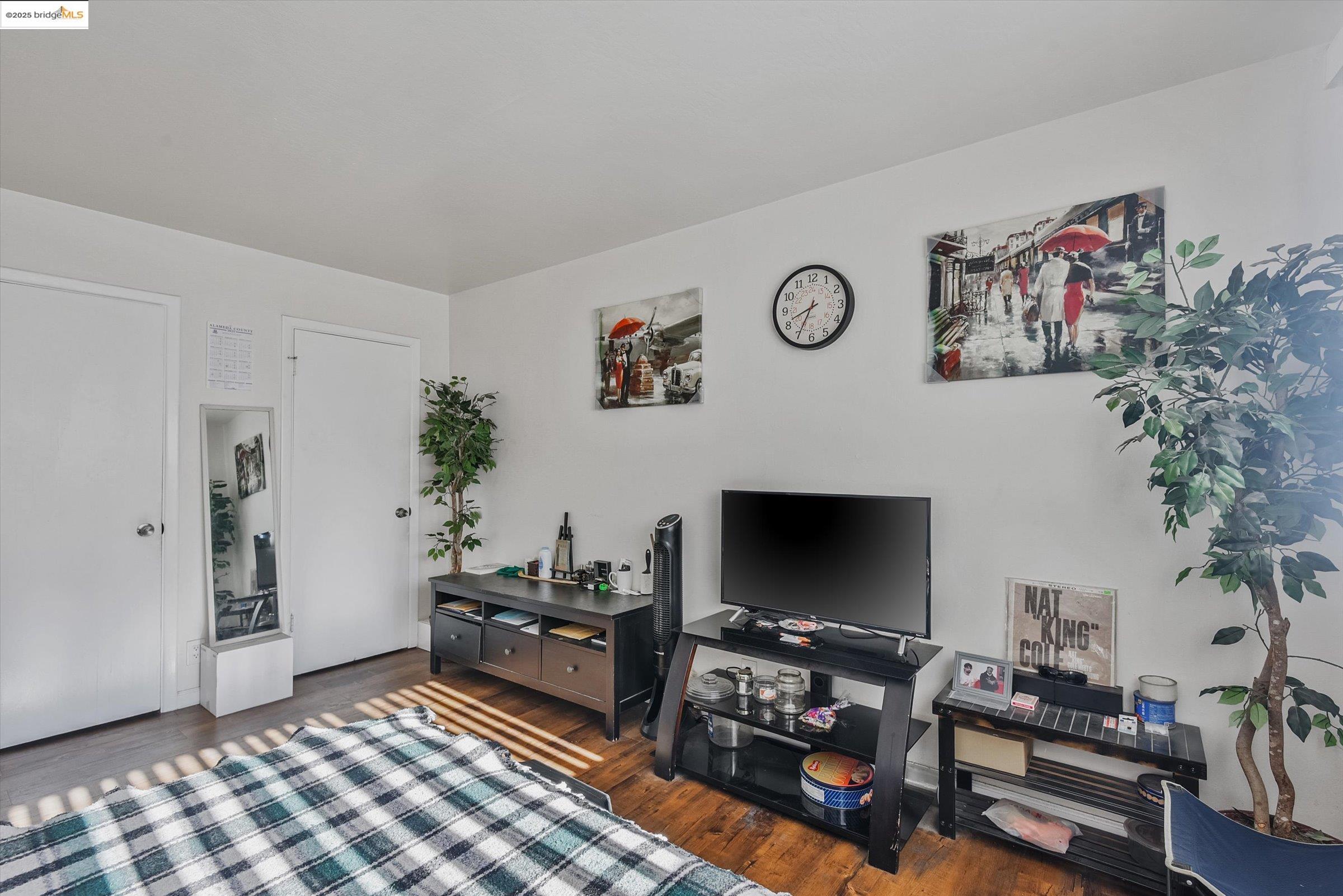 Detail Gallery Image 5 of 57 For 1927 82nd Ave, Oakland,  CA 94621 - – Beds | – Baths