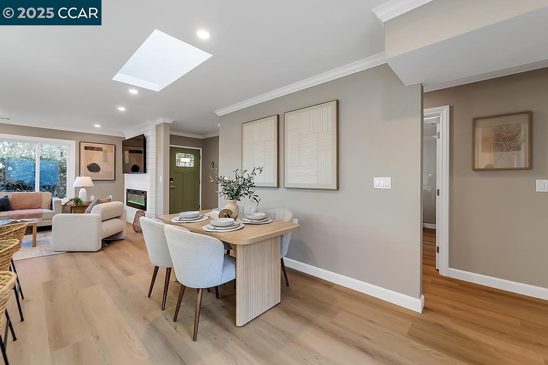 Detail Gallery Image 4 of 25 For 1180 Running Springs #4,  Walnut Creek,  CA 94595 - 2 Beds | 2 Baths