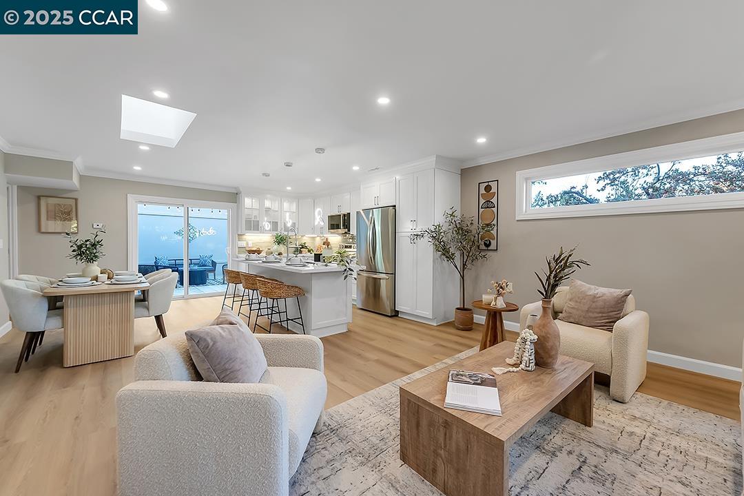 Detail Gallery Image 7 of 25 For 1180 Running Springs #4,  Walnut Creek,  CA 94595 - 2 Beds | 2 Baths