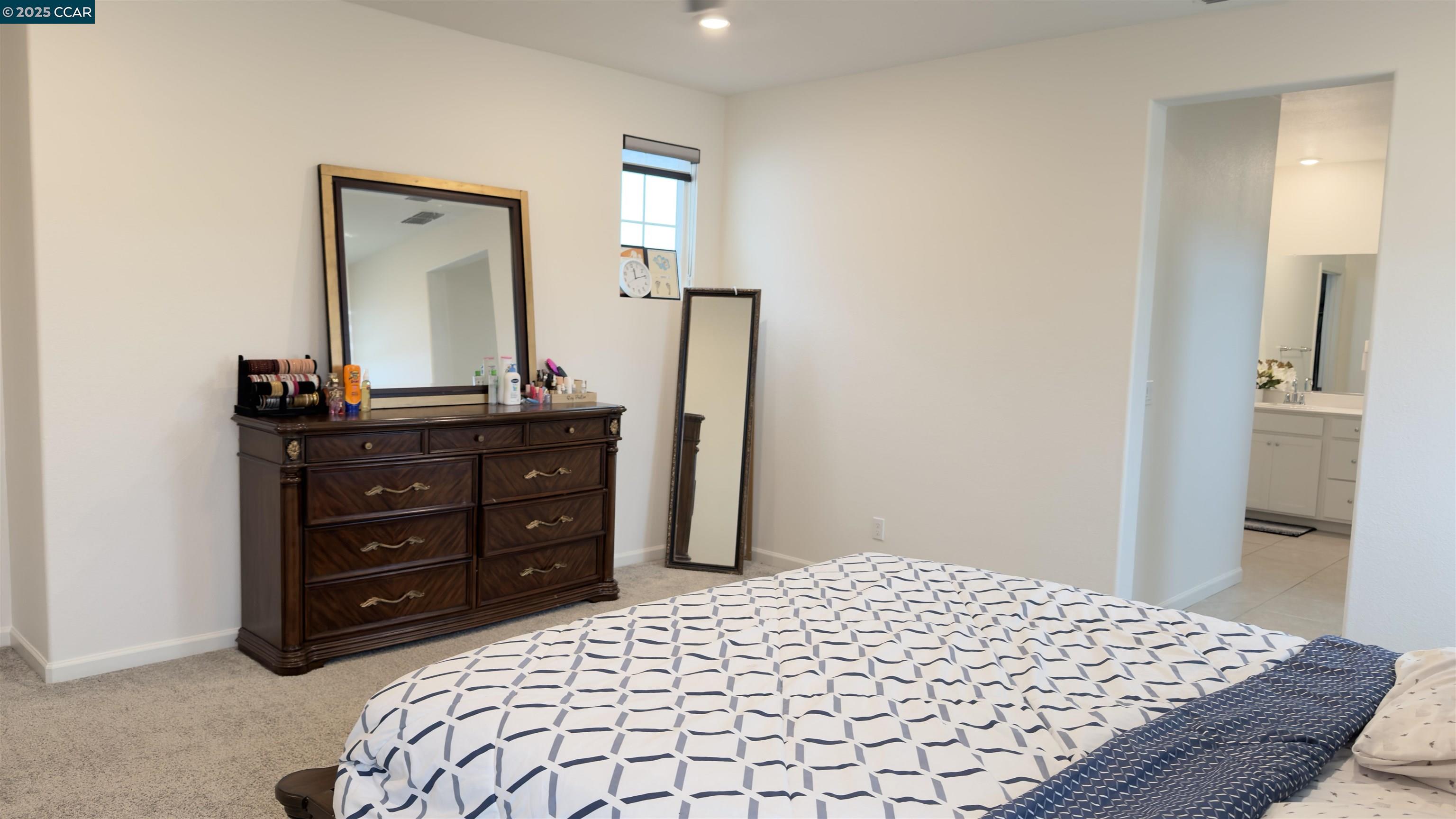 Detail Gallery Image 27 of 44 For 2026 Maiden Grass Ave, Manteca,  CA 95337 - 4 Beds | 3 Baths