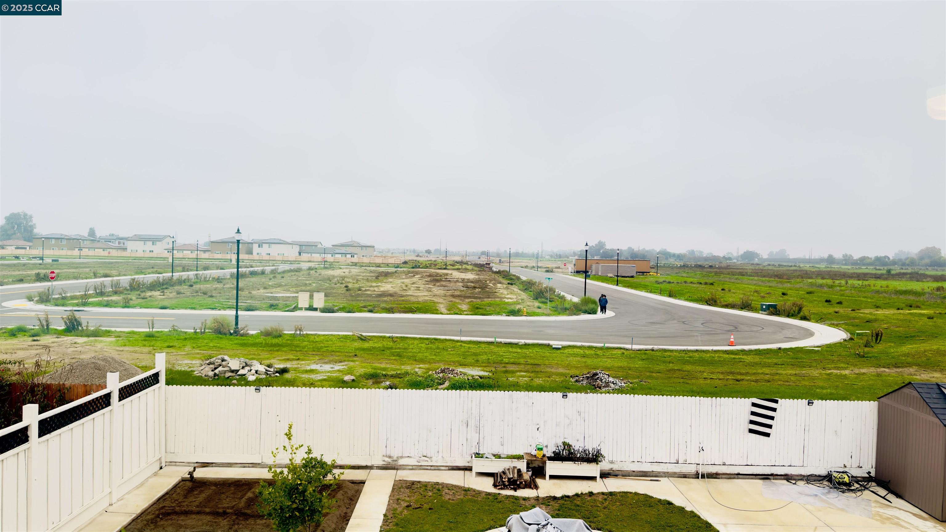 Detail Gallery Image 28 of 44 For 2026 Maiden Grass Ave, Manteca,  CA 95337 - 4 Beds | 3 Baths