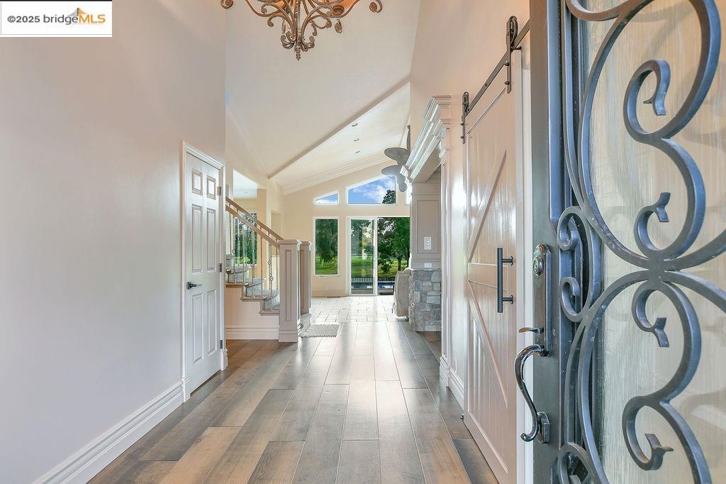 Detail Gallery Image 9 of 42 For 5580 Edgeview Dr, Discovery Bay,  CA 94505 - 4 Beds | 2/1 Baths