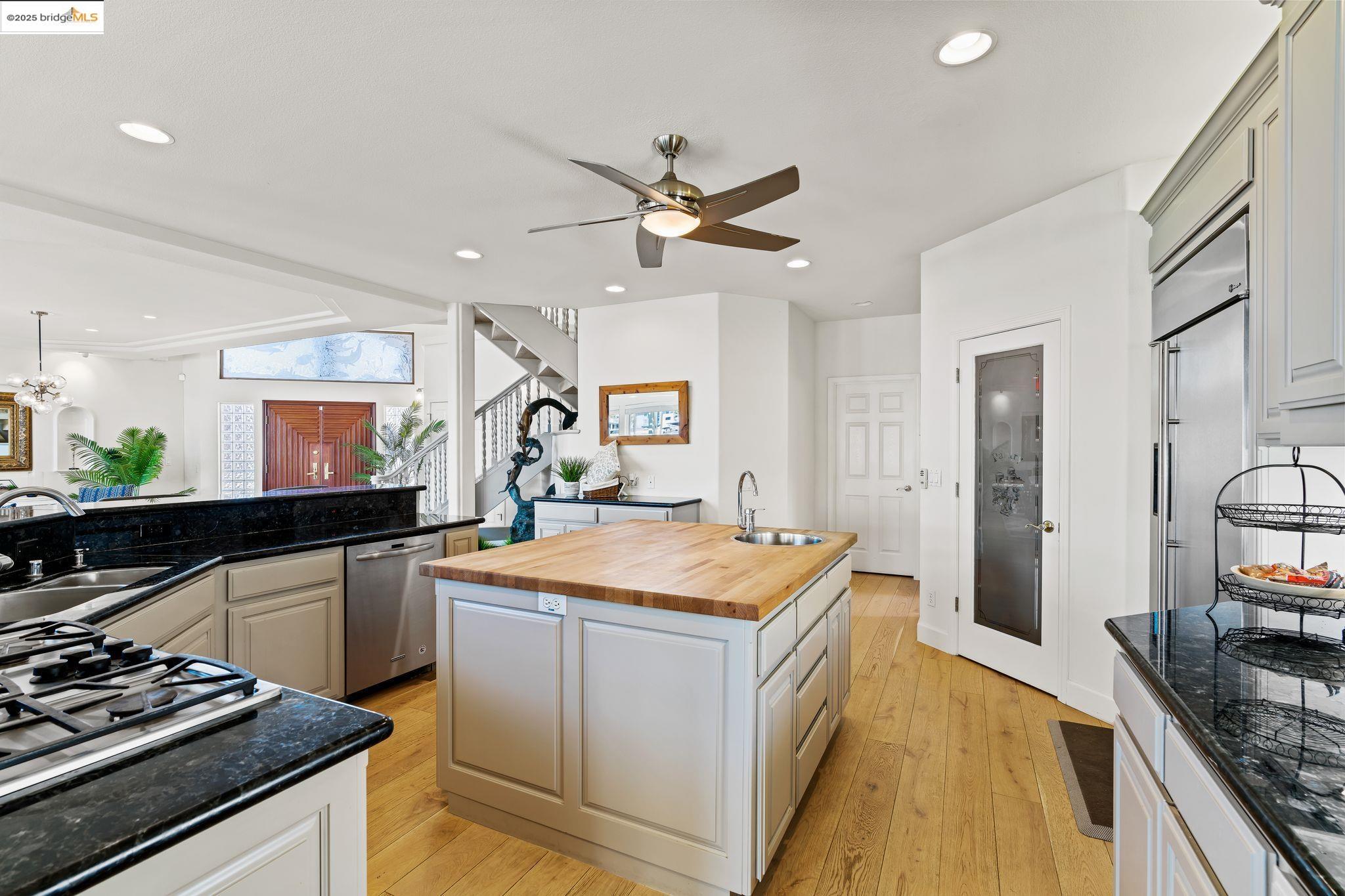 Detail Gallery Image 25 of 58 For 630 Discovery Bay Blvd, Discovery Bay,  CA 94505 - 3 Beds | 3/1 Baths