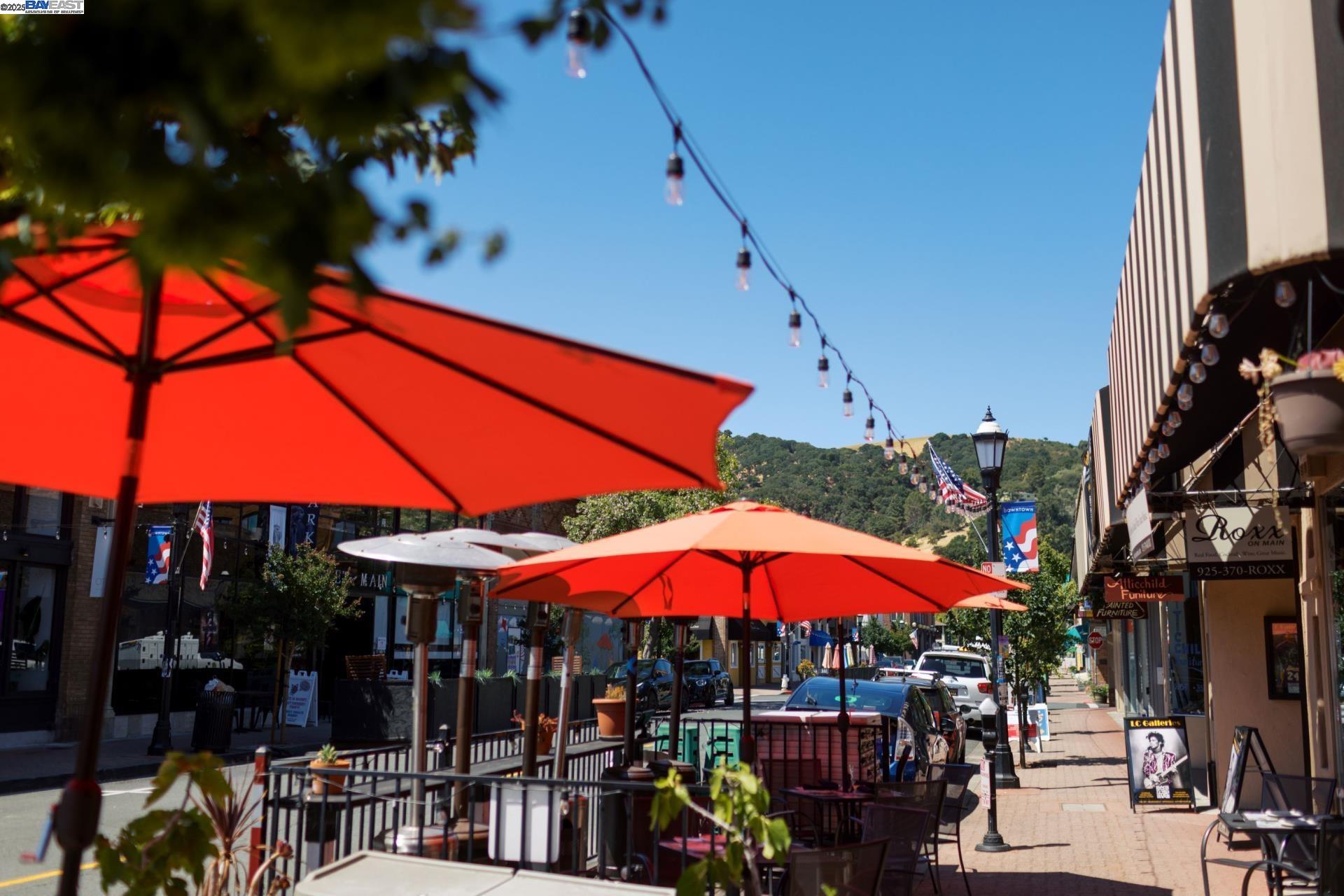 Photo #1: 41118153 Listing: Photo #1