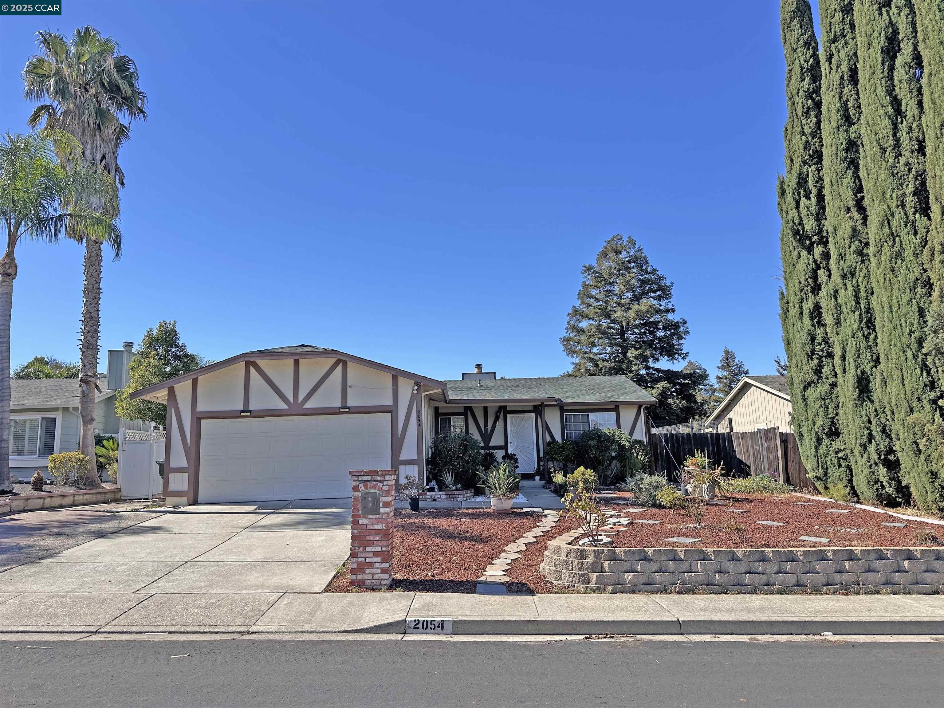 Front Image Thumbnail for CC41118155