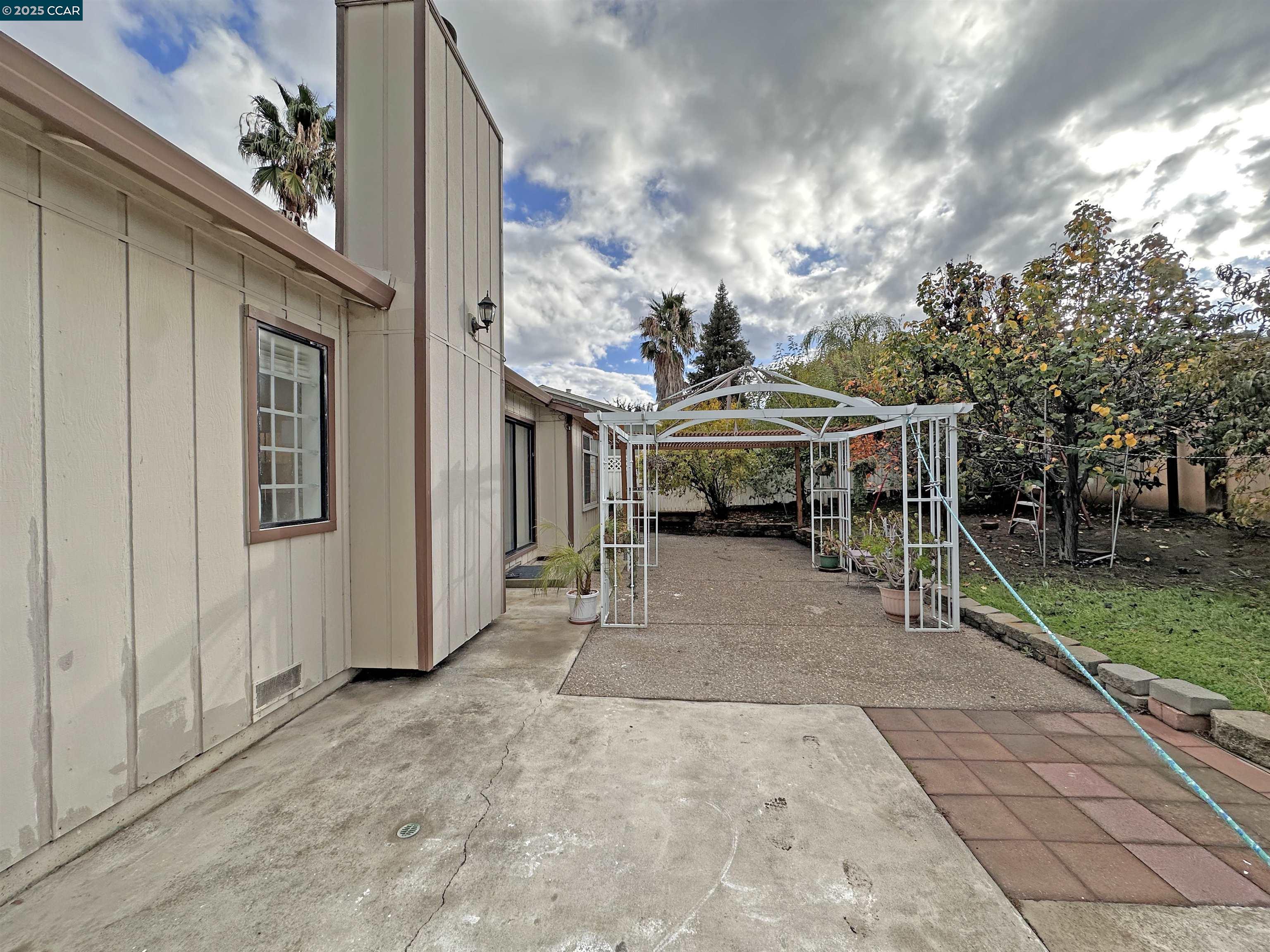 Detail Gallery Image 21 of 23 For 2054 Mendocino Dr, Bay Point,  CA 94565 - 2 Beds | 2 Baths