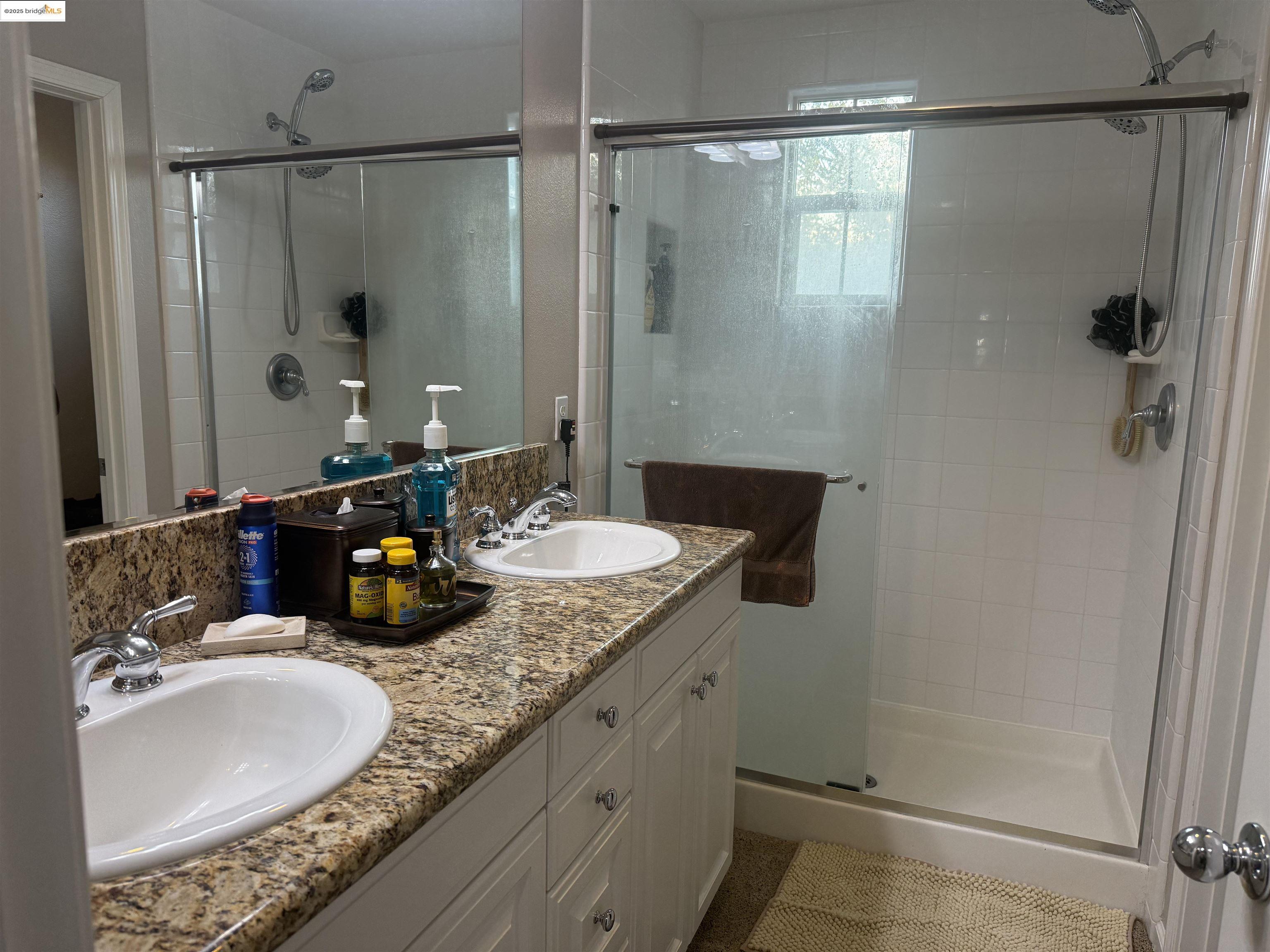 Detail Gallery Image 12 of 18 For 4072 Summer Gate Ave, Vallejo,  CA 94591 - 4 Beds | 4 Baths