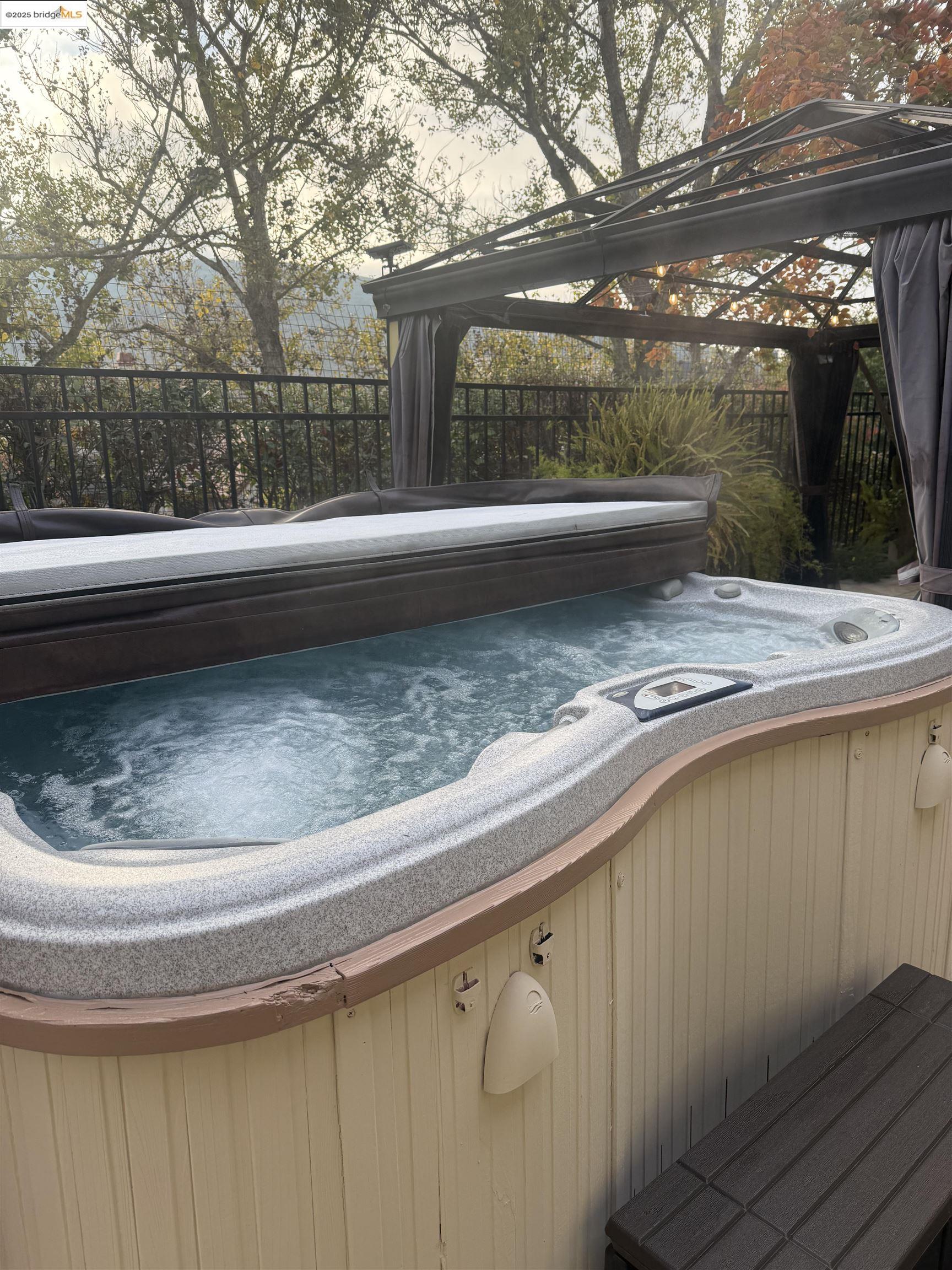 Detail Gallery Image 15 of 18 For 4072 Summer Gate Ave, Vallejo,  CA 94591 - 4 Beds | 4 Baths