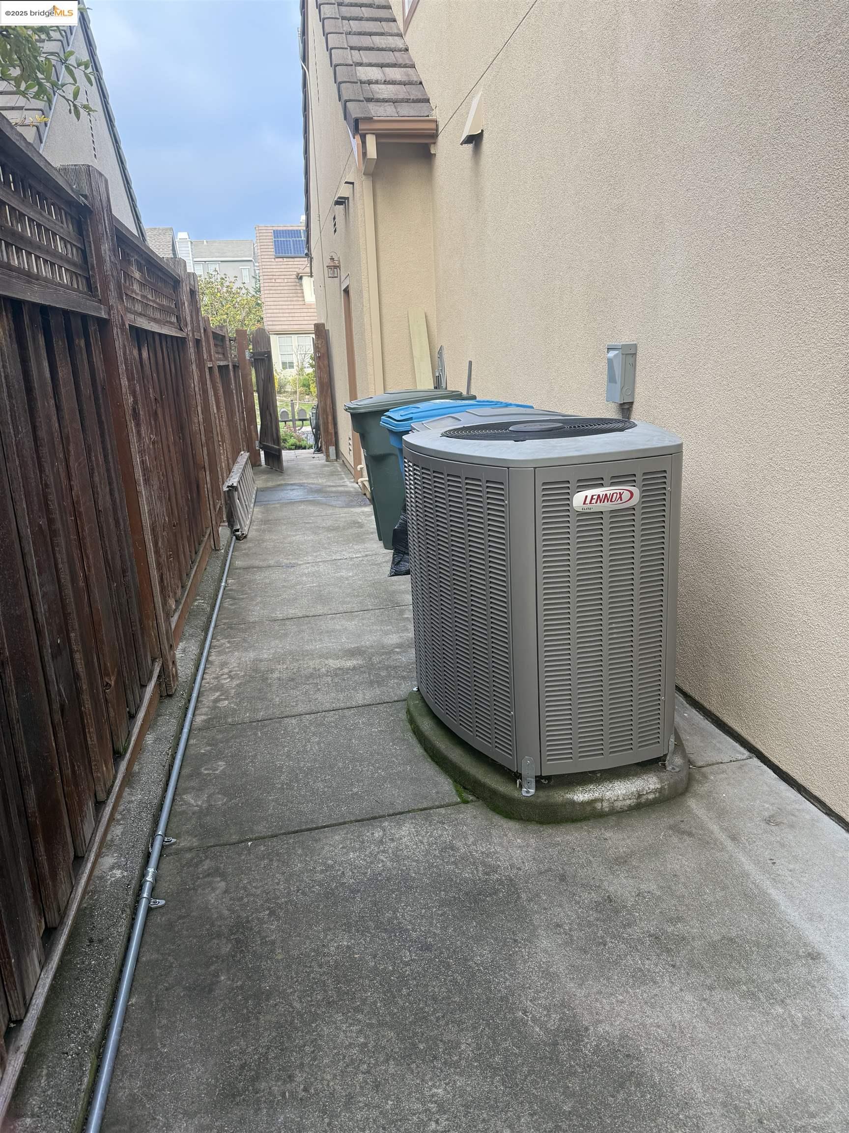 Detail Gallery Image 18 of 18 For 4072 Summer Gate Ave, Vallejo,  CA 94591 - 4 Beds | 4 Baths