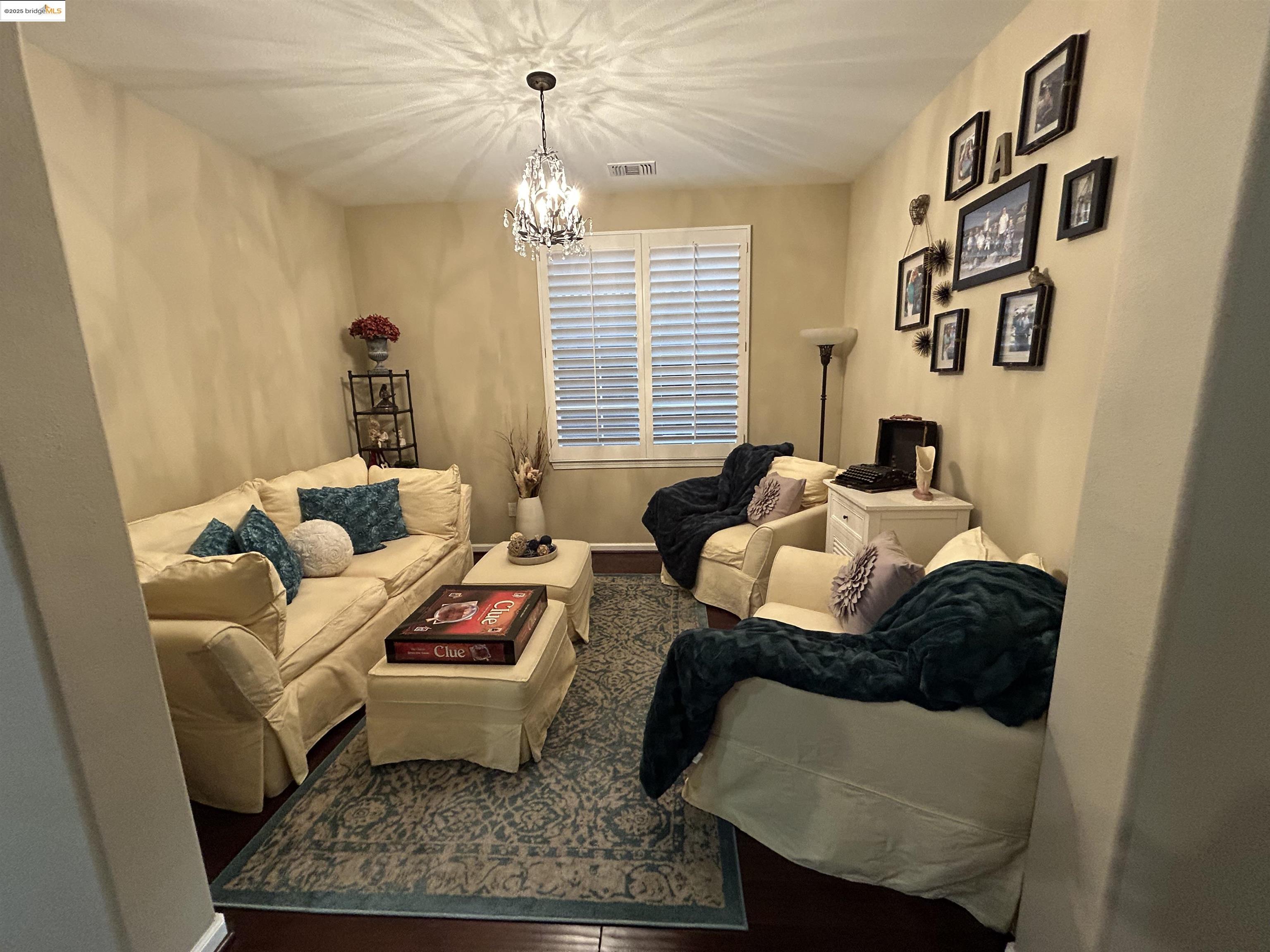 Detail Gallery Image 6 of 18 For 4072 Summer Gate Ave, Vallejo,  CA 94591 - 4 Beds | 4 Baths