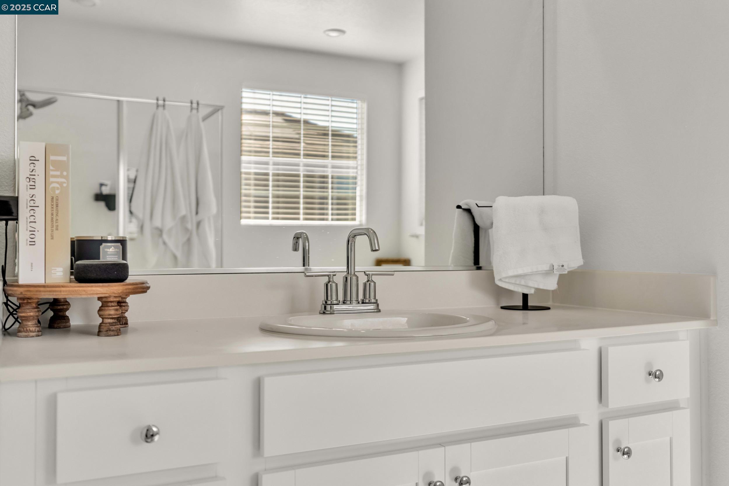 Detail Gallery Image 18 of 23 For 5487 Alvar Loop, Antioch,  CA 94531 - 4 Beds | 3 Baths