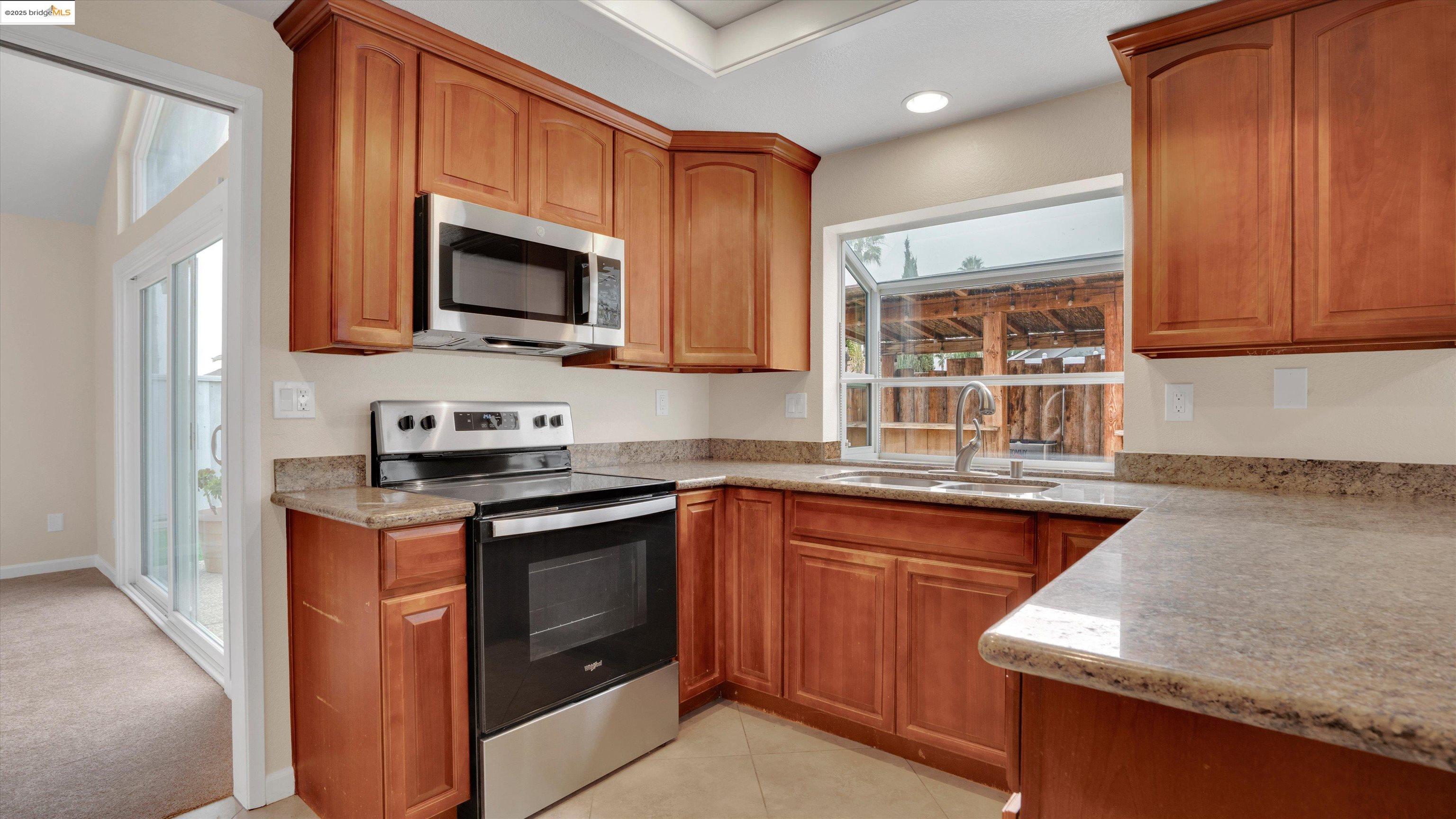 Detail Gallery Image 13 of 53 For 2271 Biscay Ct, Discovery Bay,  CA 94505 - 4 Beds | 2/1 Baths