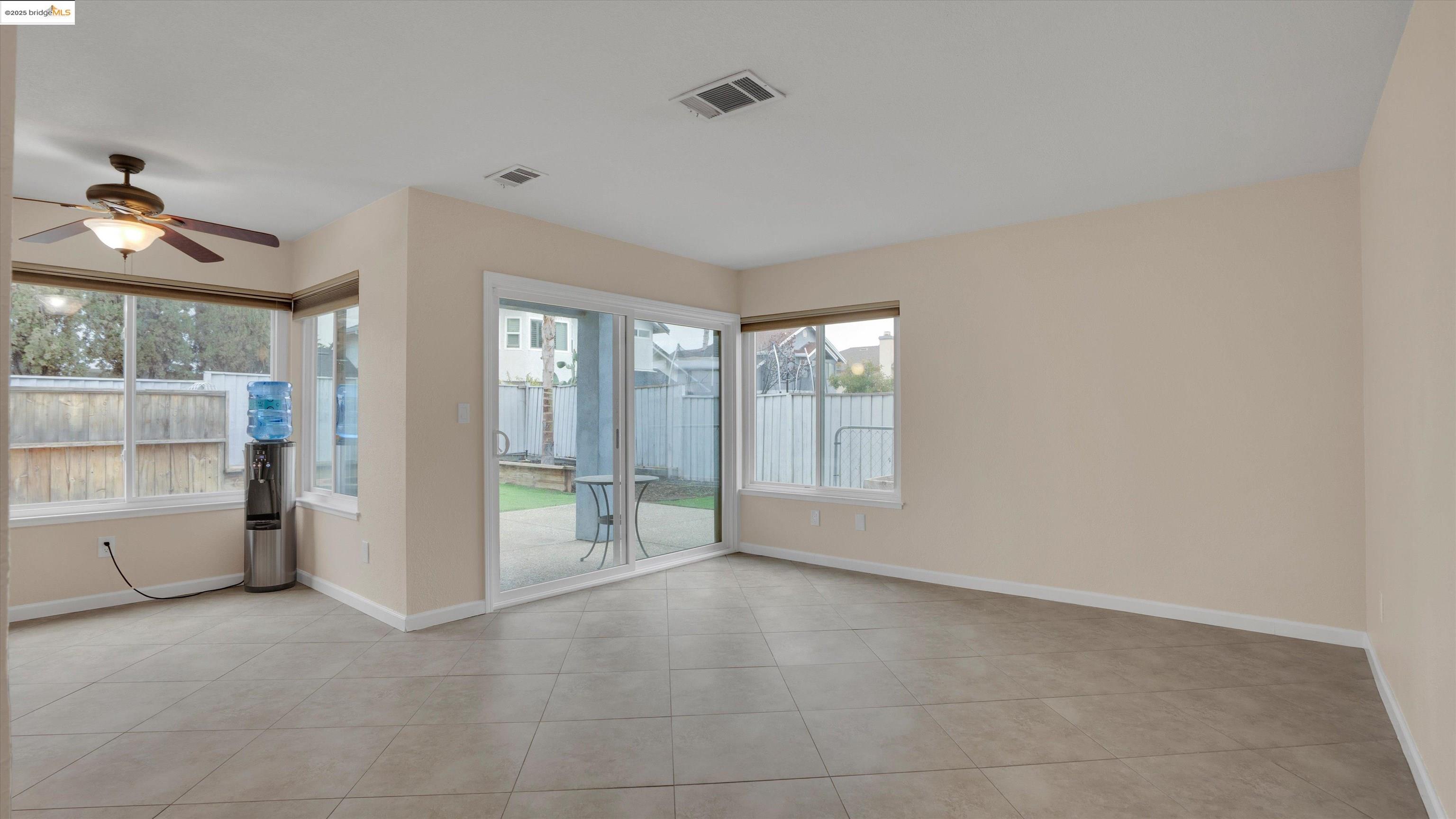 Detail Gallery Image 21 of 53 For 2271 Biscay Ct, Discovery Bay,  CA 94505 - 4 Beds | 2/1 Baths