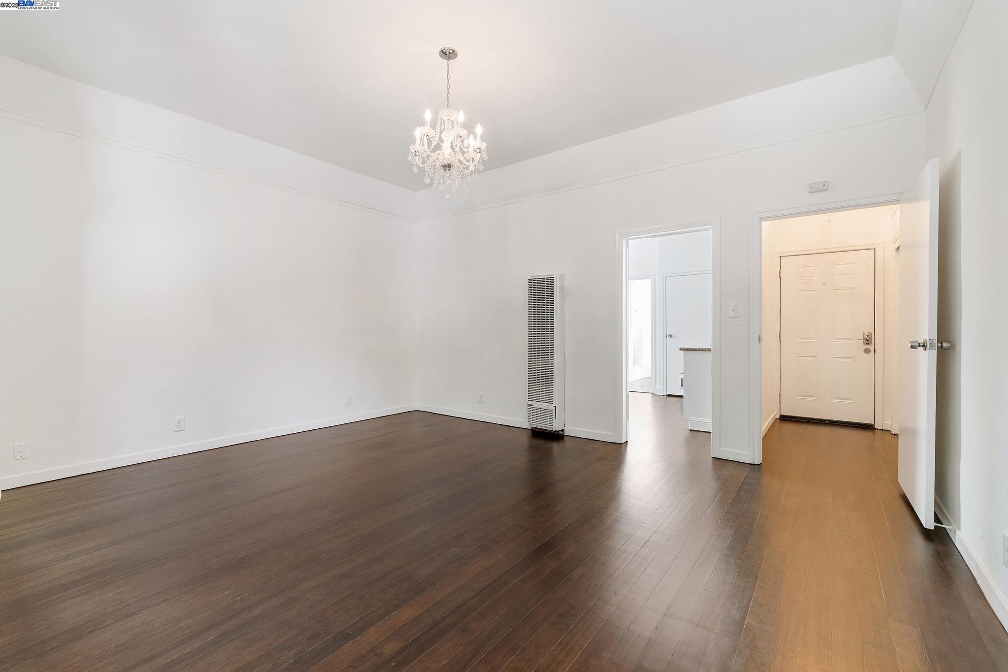 Photo #16: 41118161 Listing: Photo #16