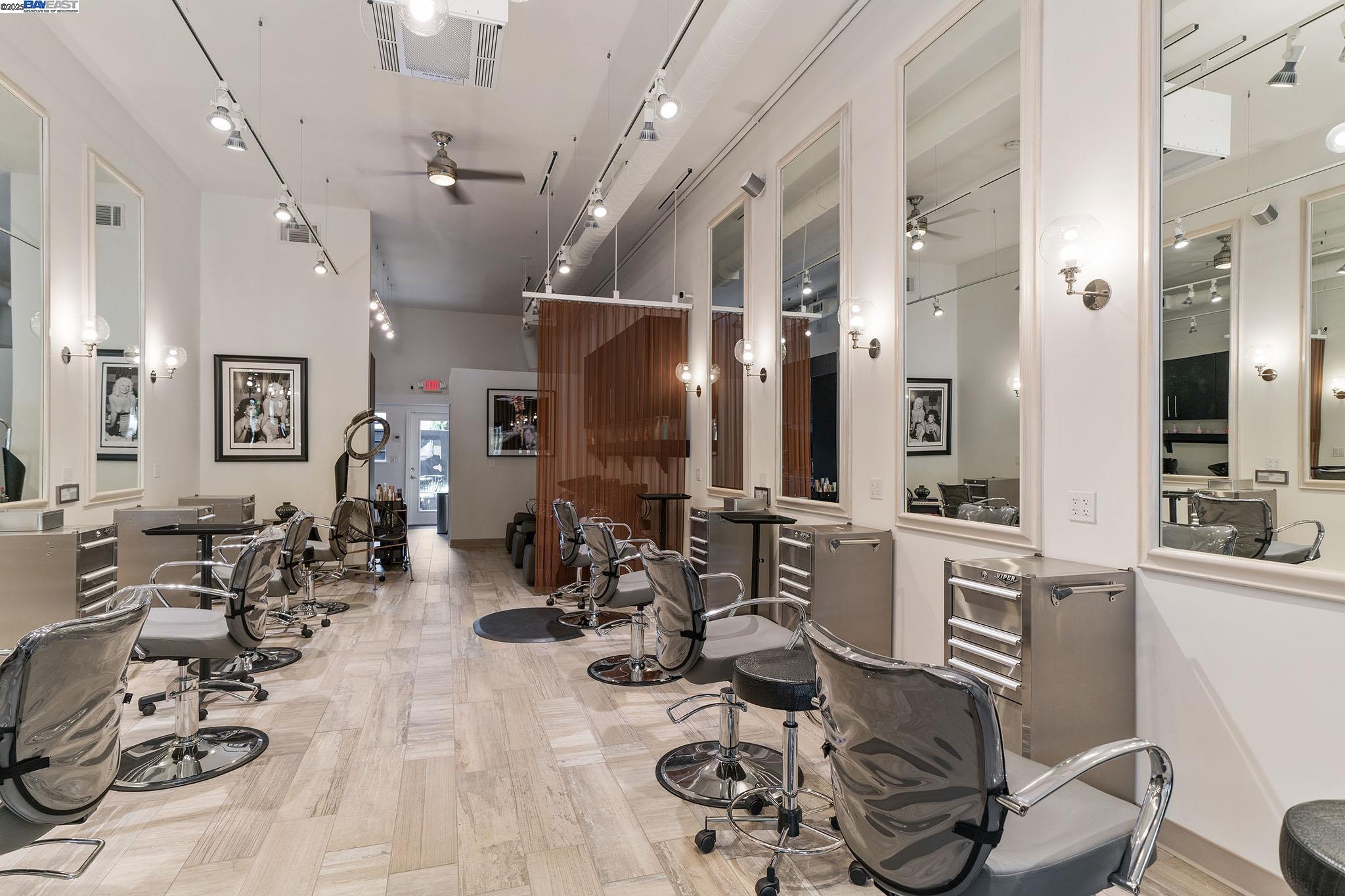 Photo #8: 41118161 Listing: Photo #8