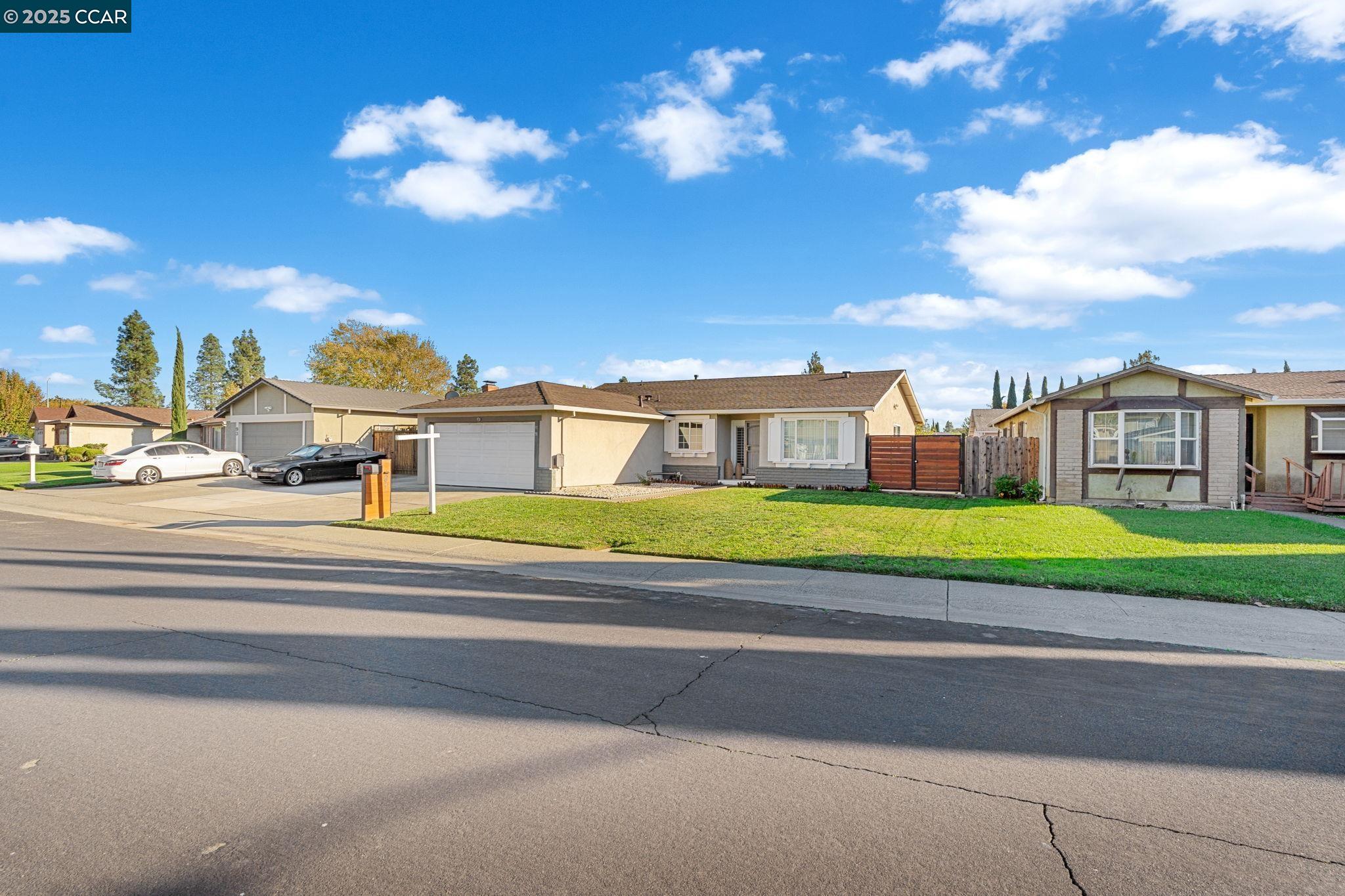 Detail Gallery Image 7 of 59 For 91 Mosswood Dr, Suisun City,  CA 94585 - 3 Beds | 2 Baths