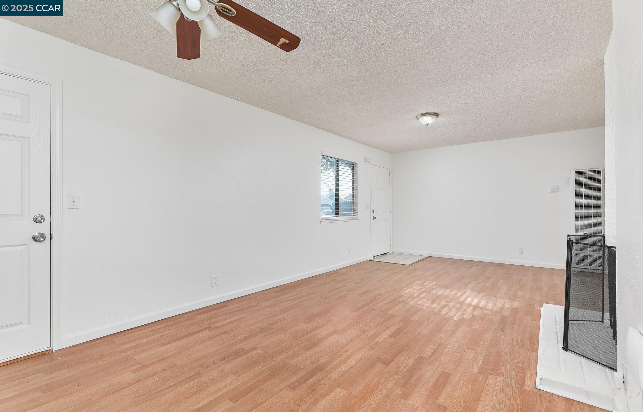 Detail Gallery Image 8 of 18 For 4413 Brandt Way, North Highlands,  CA 95660 - 3 Beds | 1 Baths