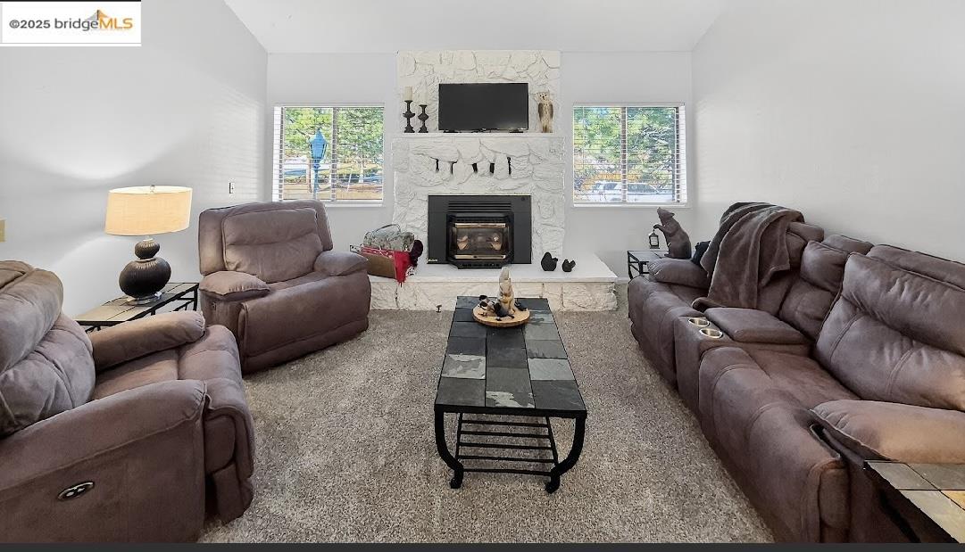 Detail Gallery Image 7 of 49 For 2524 Cattlemans Trl, South Lake Tahoe,  CA 96150 - 3 Beds | 3 Baths