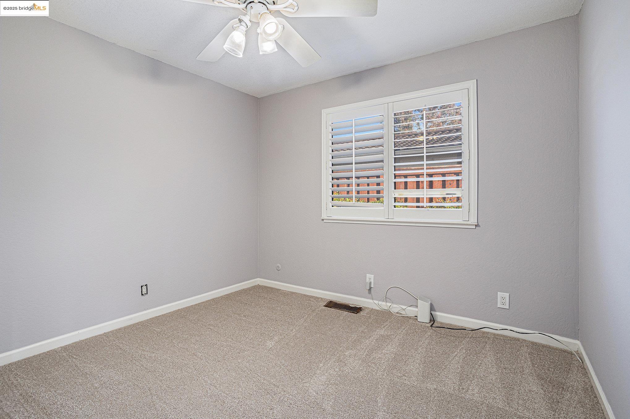 Detail Gallery Image 17 of 29 For 1718 Yellowstone Dr, Antioch,  CA 94509 - 4 Beds | 3 Baths