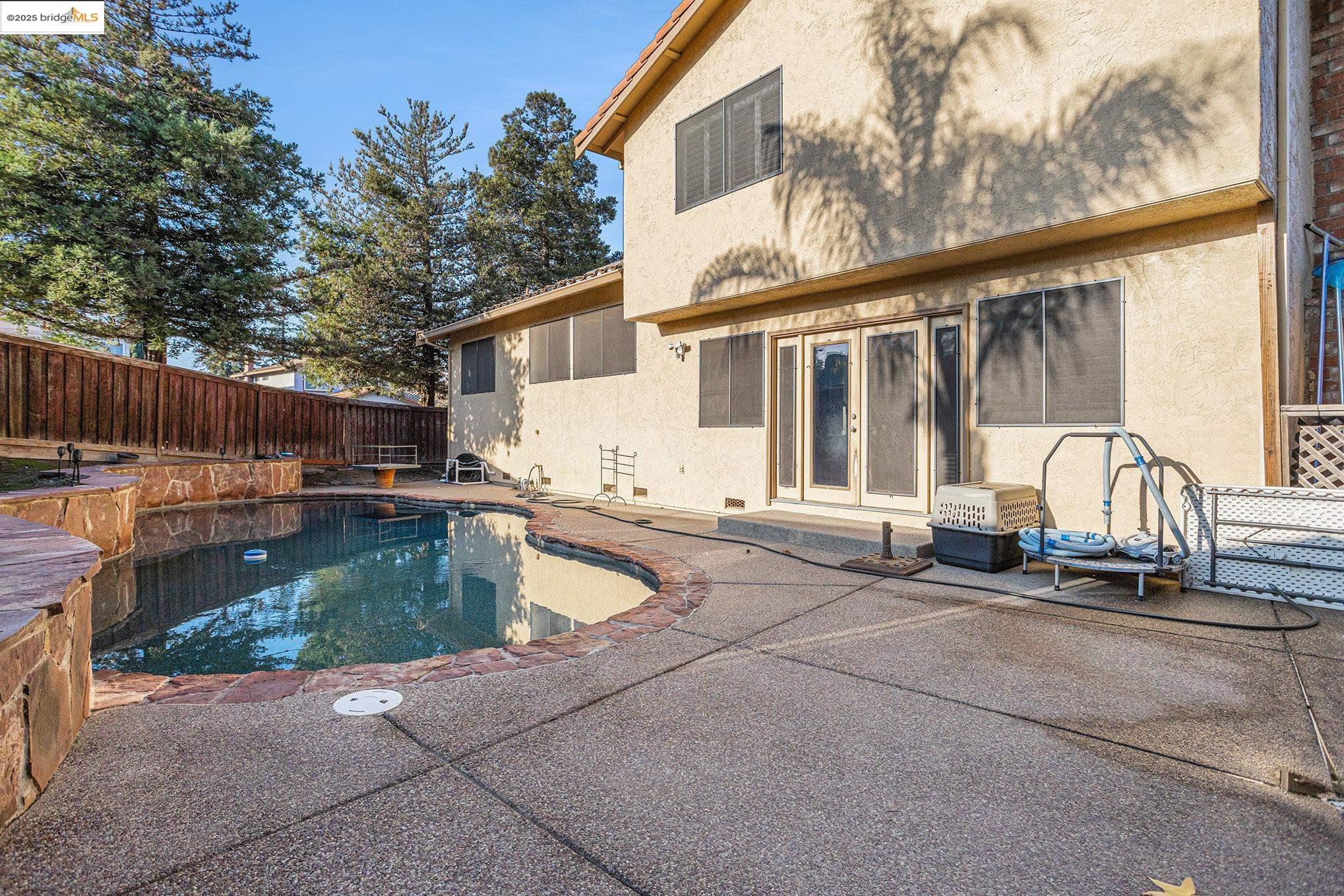 Detail Gallery Image 28 of 29 For 1718 Yellowstone Dr, Antioch,  CA 94509 - 4 Beds | 3 Baths