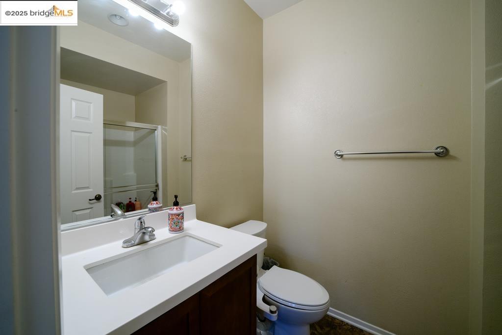 Detail Gallery Image 21 of 28 For 1350 Mistletoe Dr, Beaumont,  CA 92223 - 4 Beds | 3 Baths