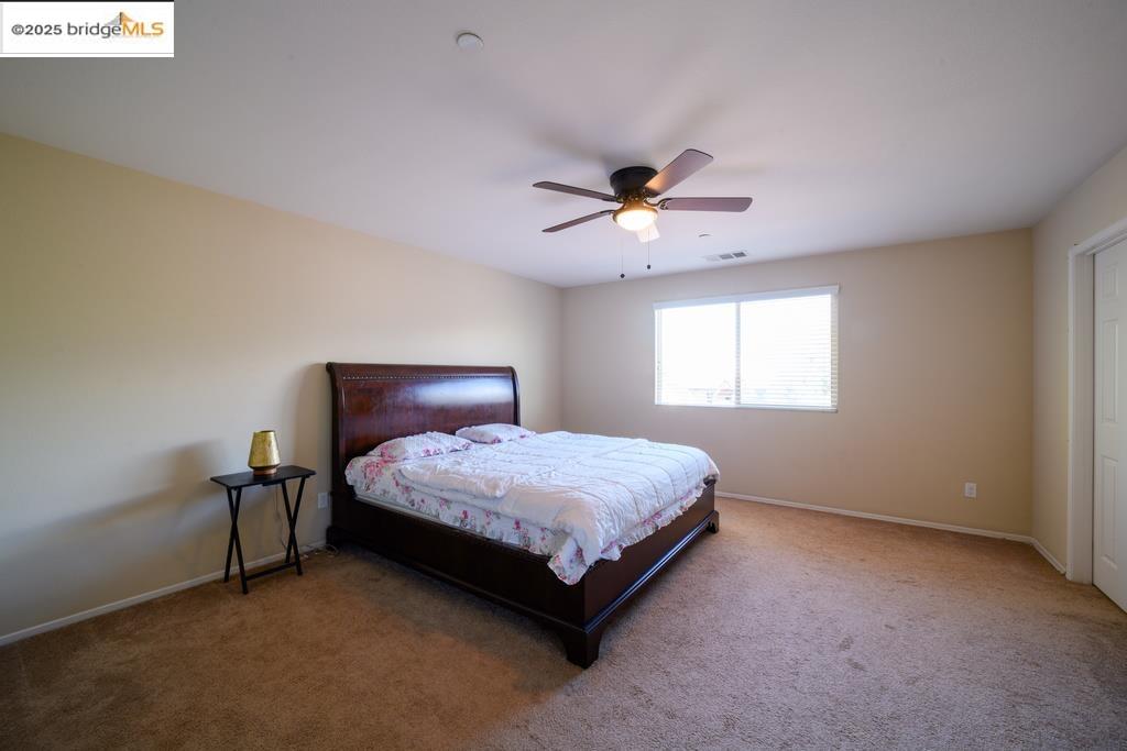 Detail Gallery Image 10 of 28 For 1350 Mistletoe Dr, Beaumont,  CA 92223 - 4 Beds | 3 Baths