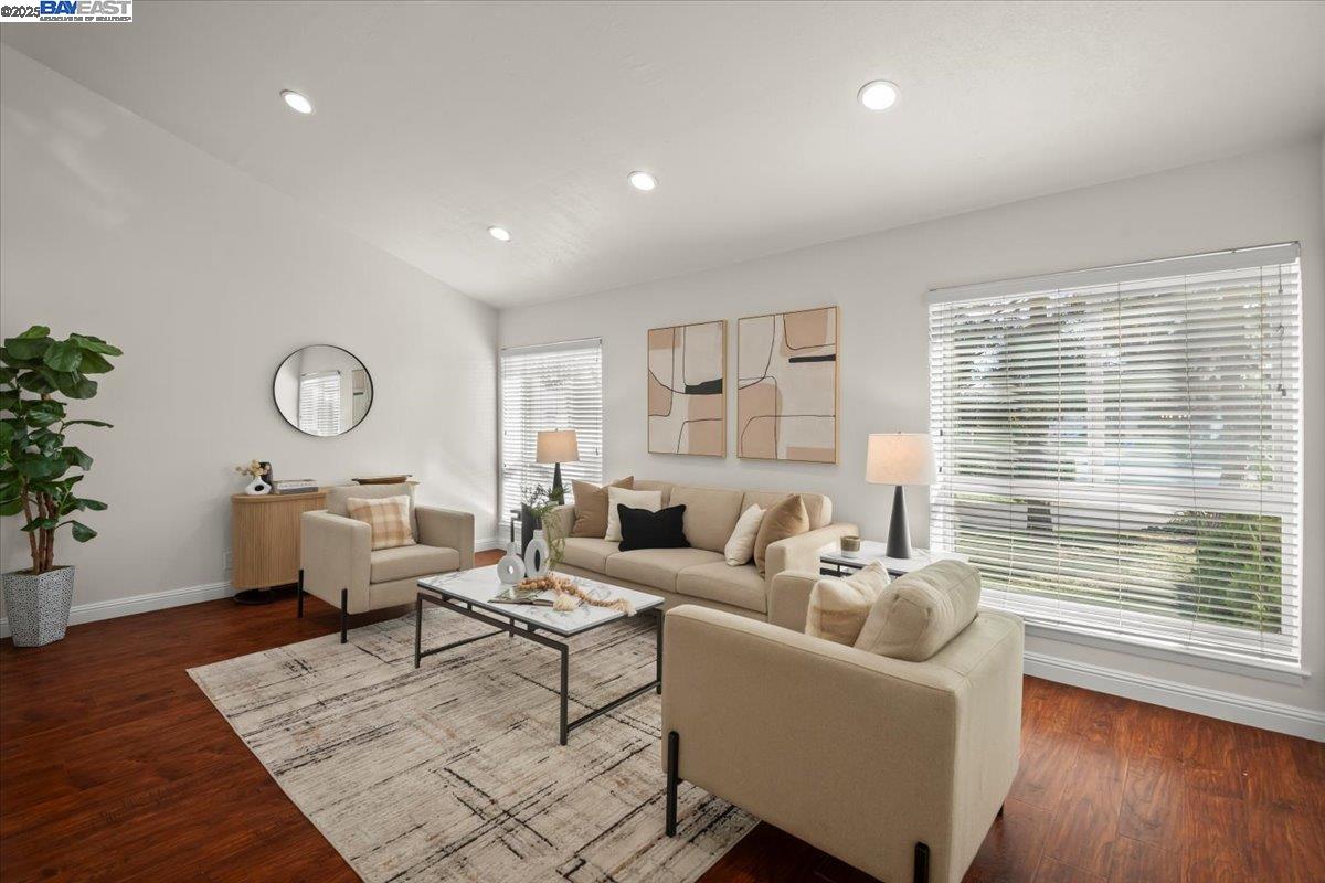 Photo #15: 41118181 Listing: Photo #15