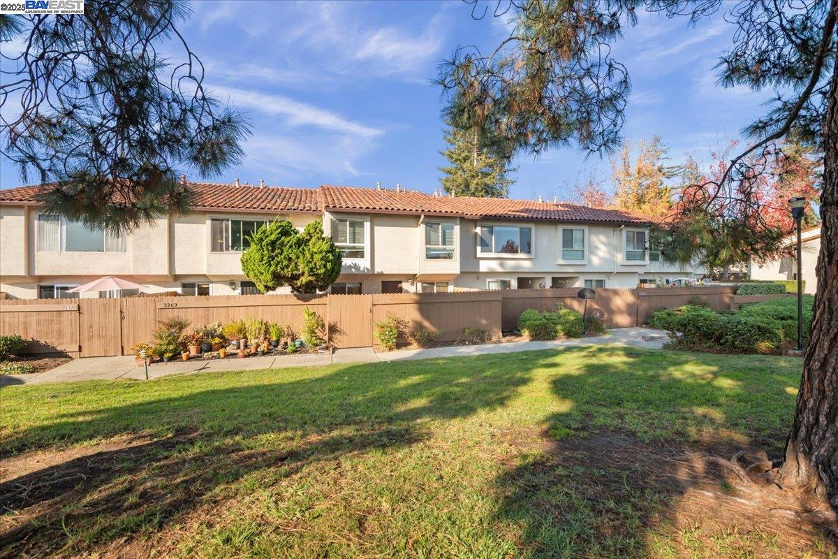 Photo #3: 41118181 Listing: Photo #3