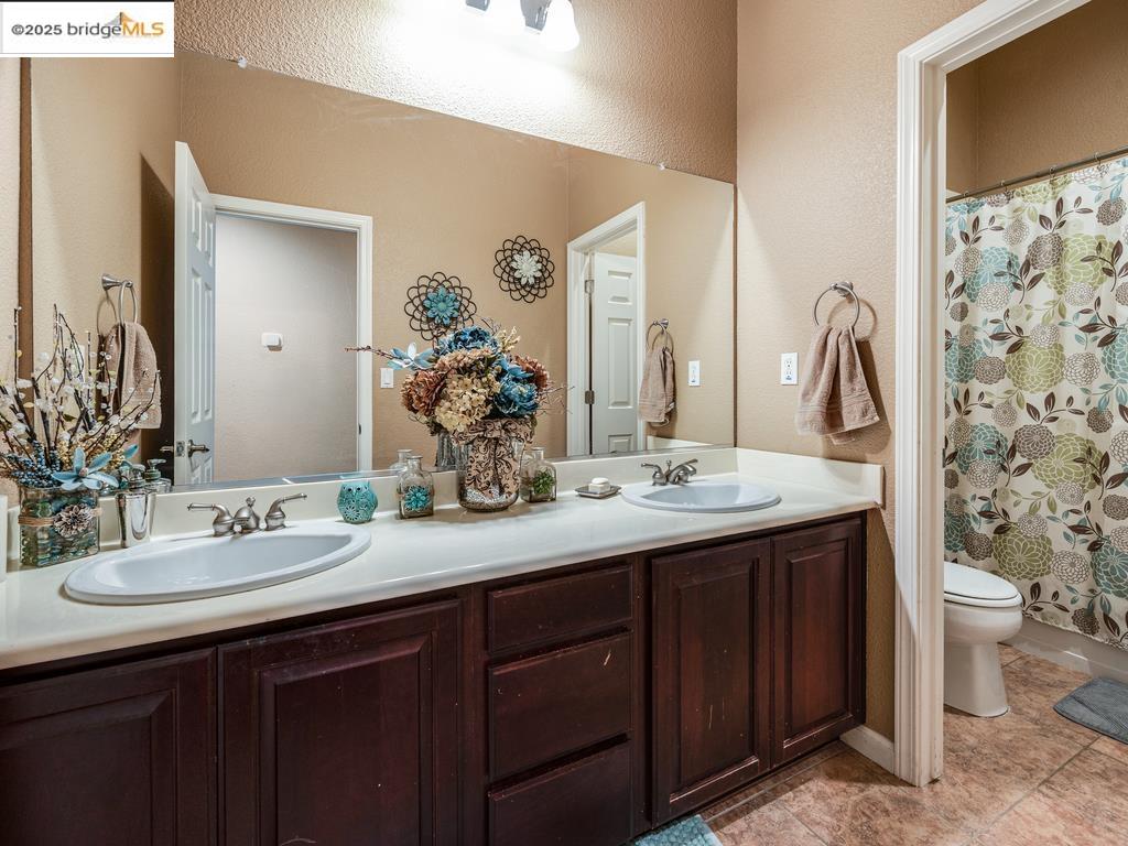 Detail Gallery Image 25 of 51 For 10 Da Vinci Ct, Oakley,  CA 94561 - 4 Beds | 3 Baths