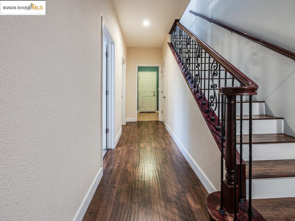 Detail Gallery Image 35 of 51 For 10 Da Vinci Ct, Oakley,  CA 94561 - 4 Beds | 3 Baths