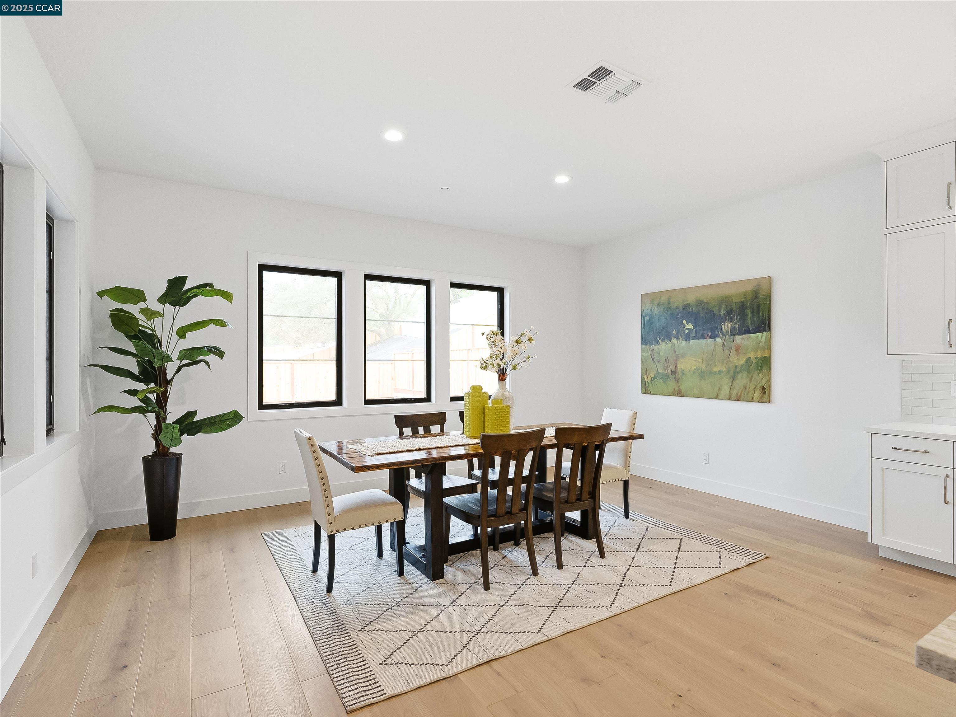 Detail Gallery Image 7 of 26 For 18612 Corte Obispo, Morgan Hill,  CA 95037 - 4 Beds | 4/1 Baths