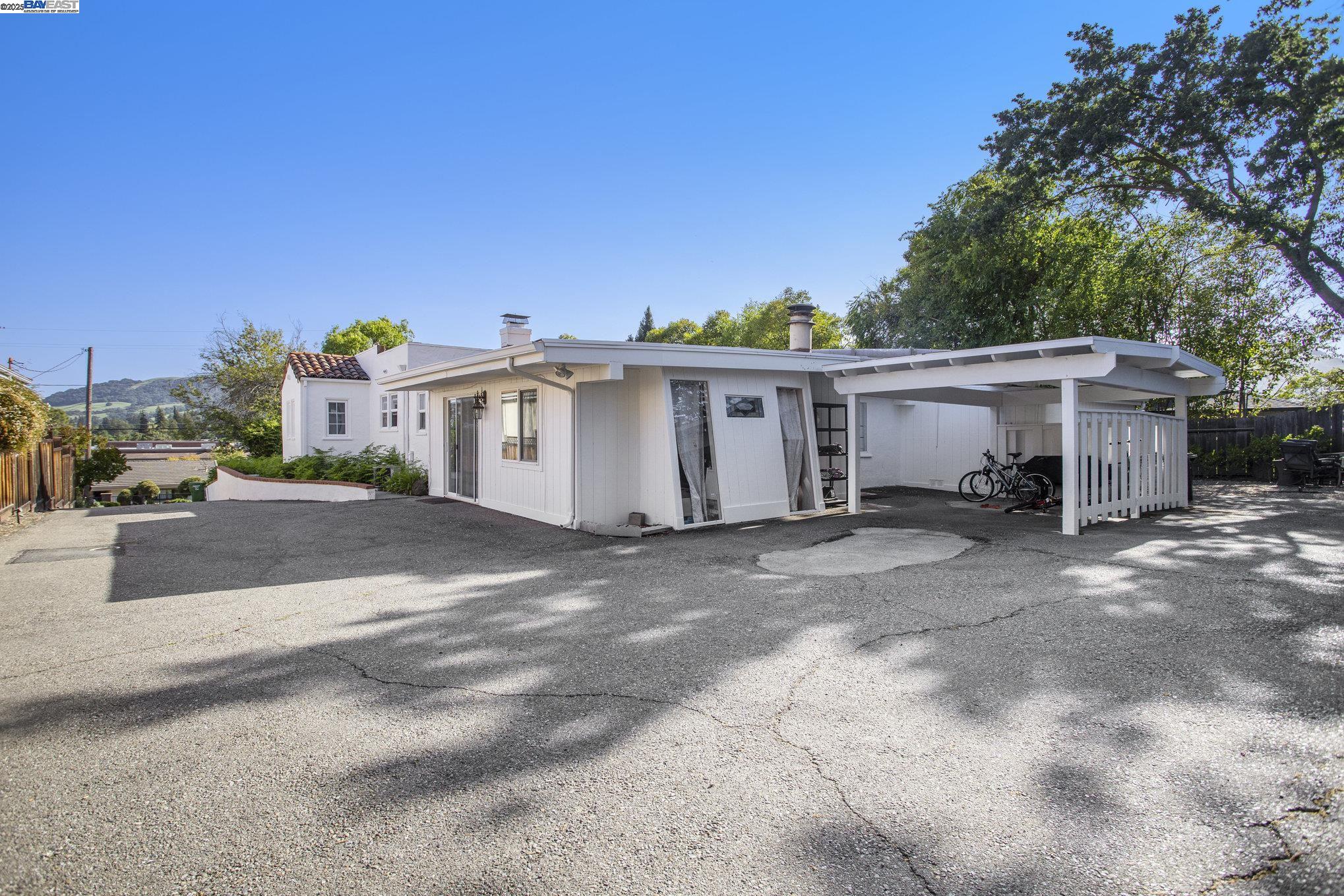 Detail Gallery Image 23 of 36 For 366 Ilo Ln, Danville,  CA 94526 - 4 Beds | 2/1 Baths