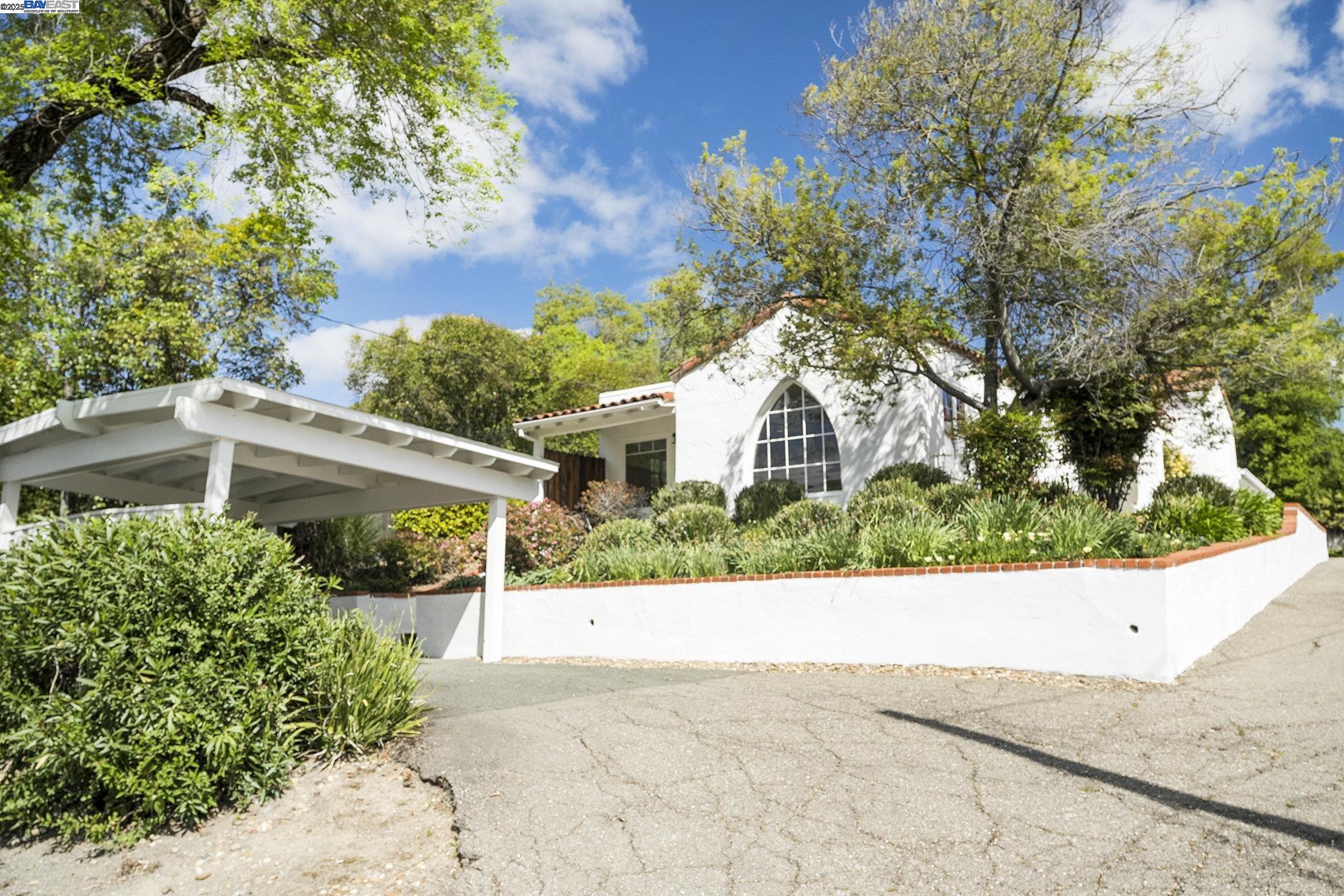 Detail Gallery Image 2 of 36 For 366 Ilo Ln, Danville,  CA 94526 - – Beds | – Baths