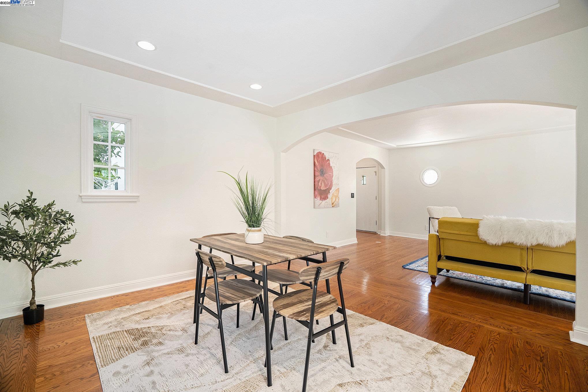 Detail Gallery Image 9 of 36 For 366 Ilo Ln, Danville,  CA 94526 - – Beds | – Baths