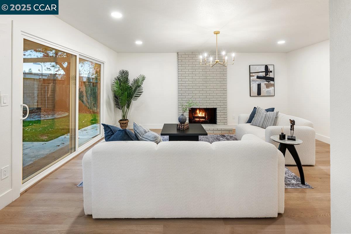 Detail Gallery Image 13 of 36 For 630 Tennis Ln, Tracy,  CA 95376 - 4 Beds | 2/1 Baths