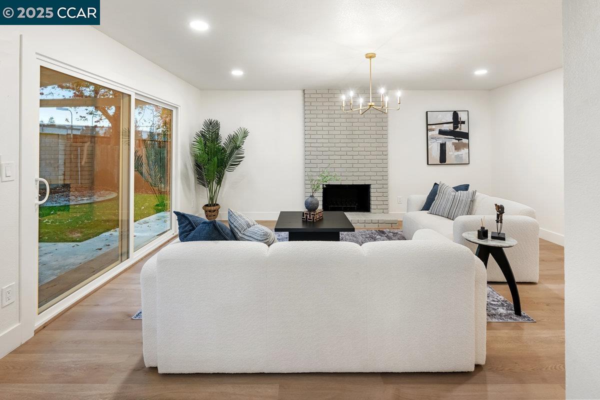 Detail Gallery Image 14 of 36 For 630 Tennis Ln, Tracy,  CA 95376 - 4 Beds | 2/1 Baths