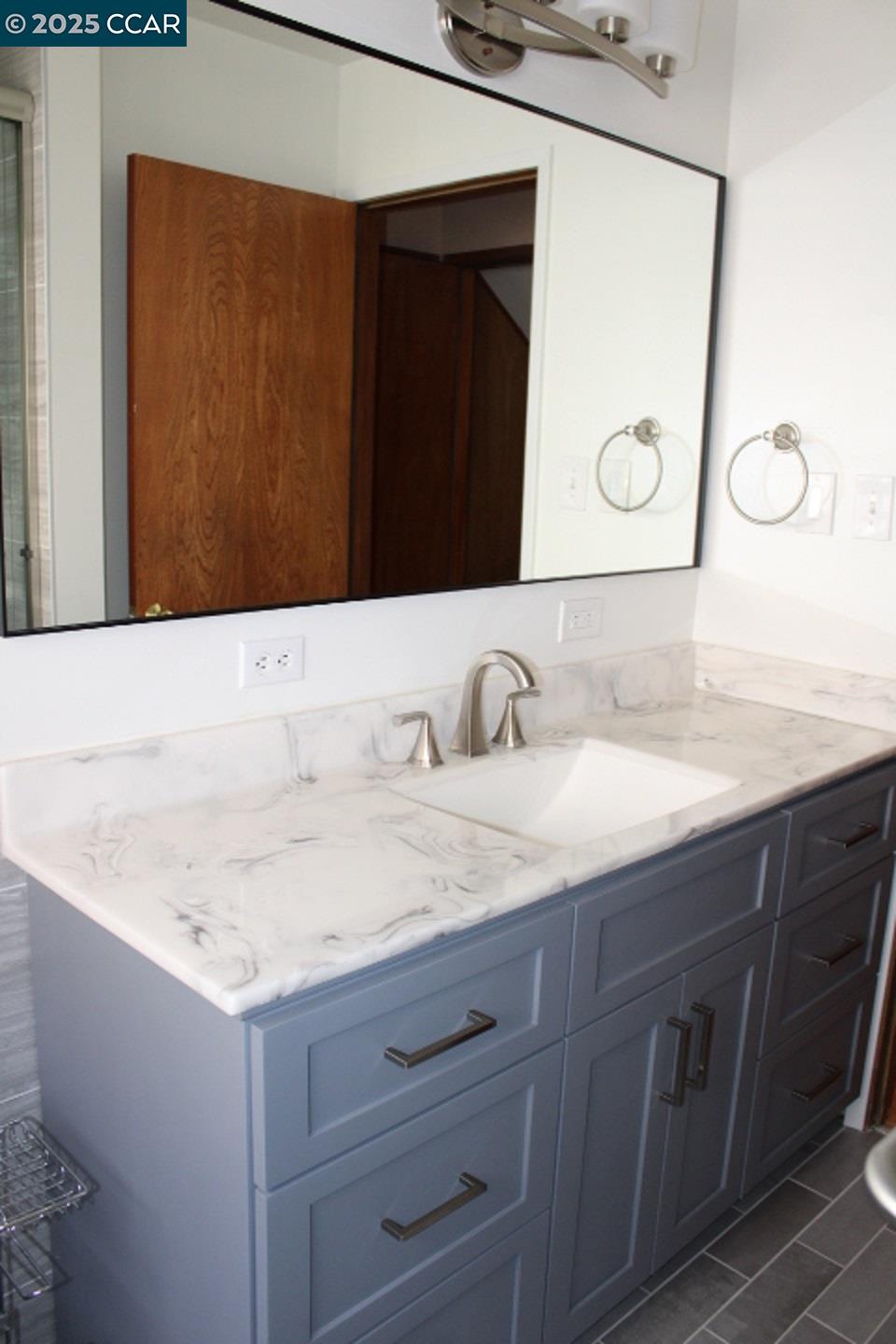 Detail Gallery Image 18 of 33 For 6775 Kenilworth Ave, El Cerrito,  CA 94530 - 2 Beds | 2/1 Baths