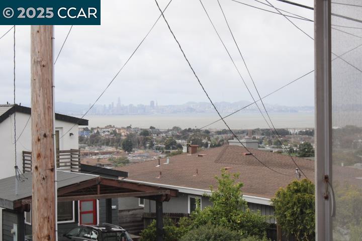 Detail Gallery Image 31 of 33 For 6775 Kenilworth Ave, El Cerrito,  CA 94530 - 2 Beds | 2/1 Baths