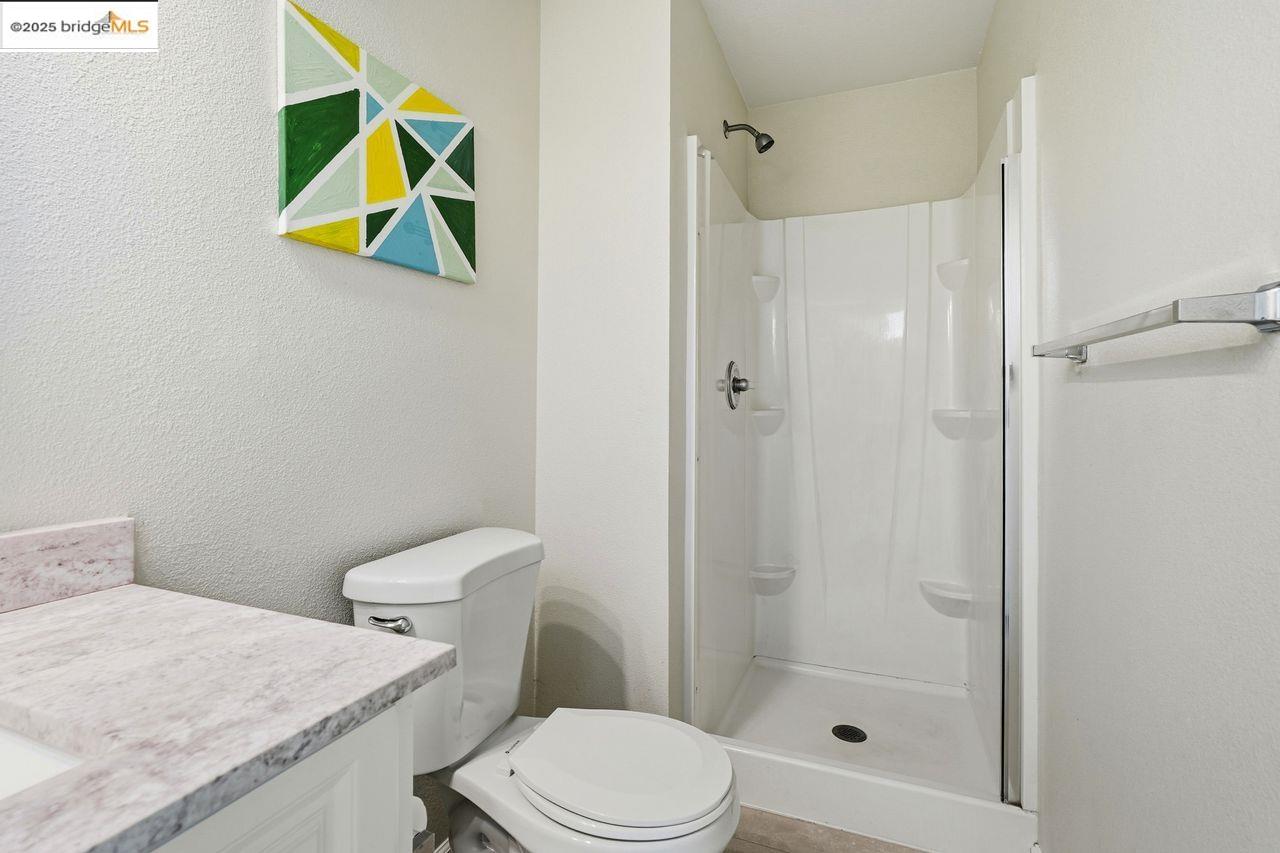 Detail Gallery Image 19 of 29 For 16235 Suzie Q Lane, Lathrop,  CA 95330 - 3 Beds | 2 Baths