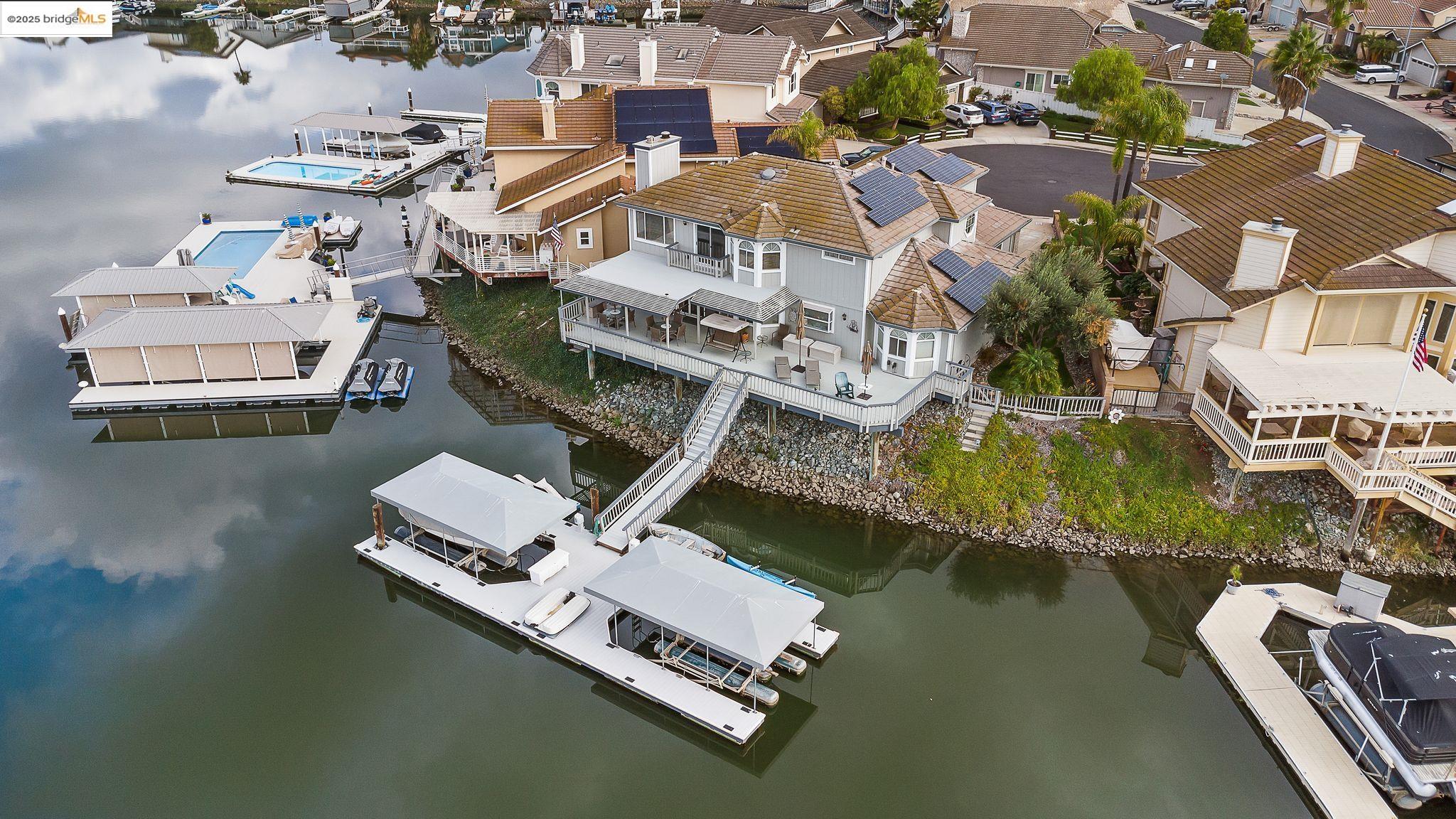 Detail Gallery Image 4 of 41 For 4210 Driftwood Pl, Discovery Bay,  CA 94505 - 4 Beds | 3 Baths