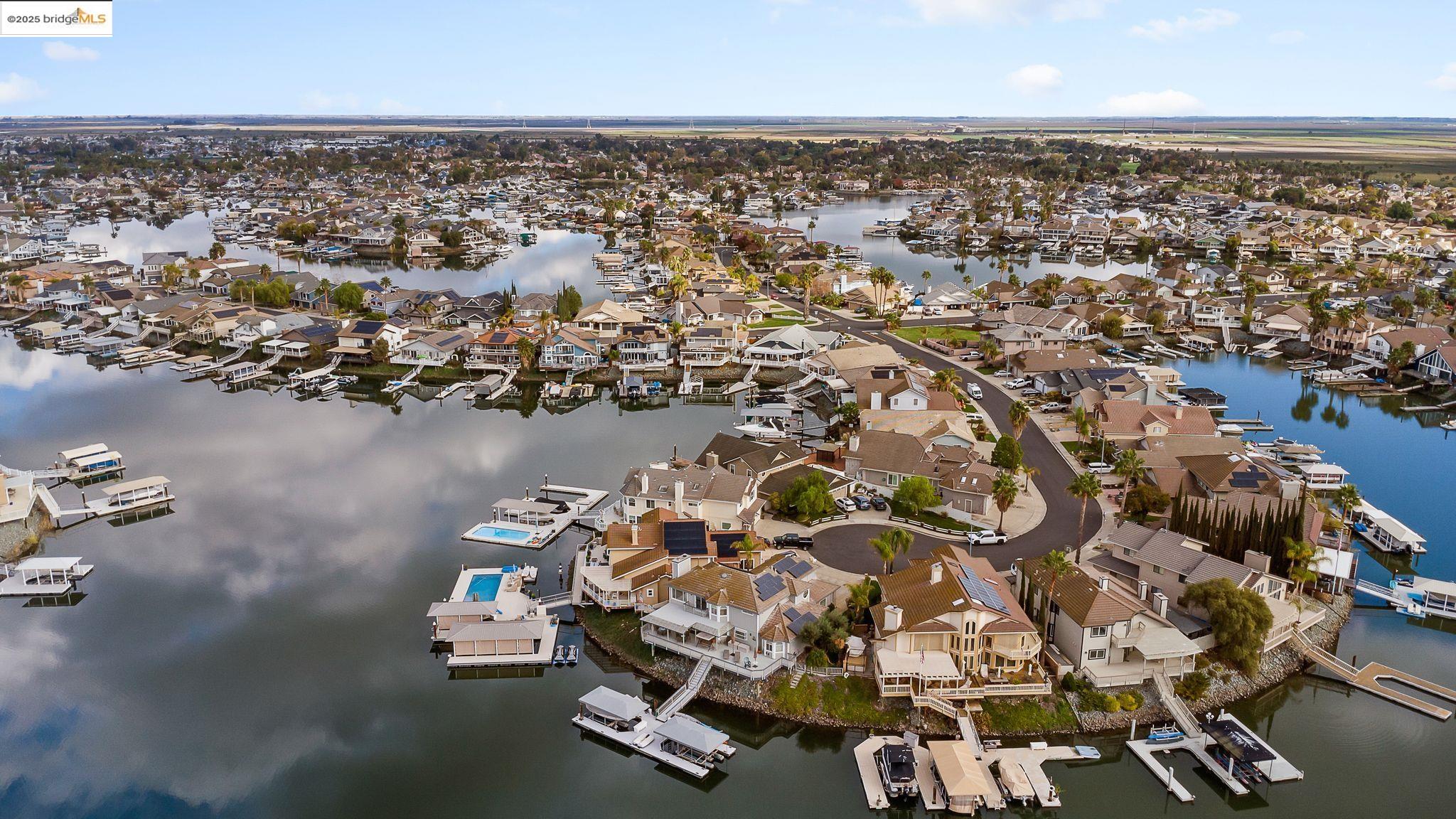 Detail Gallery Image 36 of 41 For 4210 Driftwood Pl, Discovery Bay,  CA 94505 - 4 Beds | 3 Baths