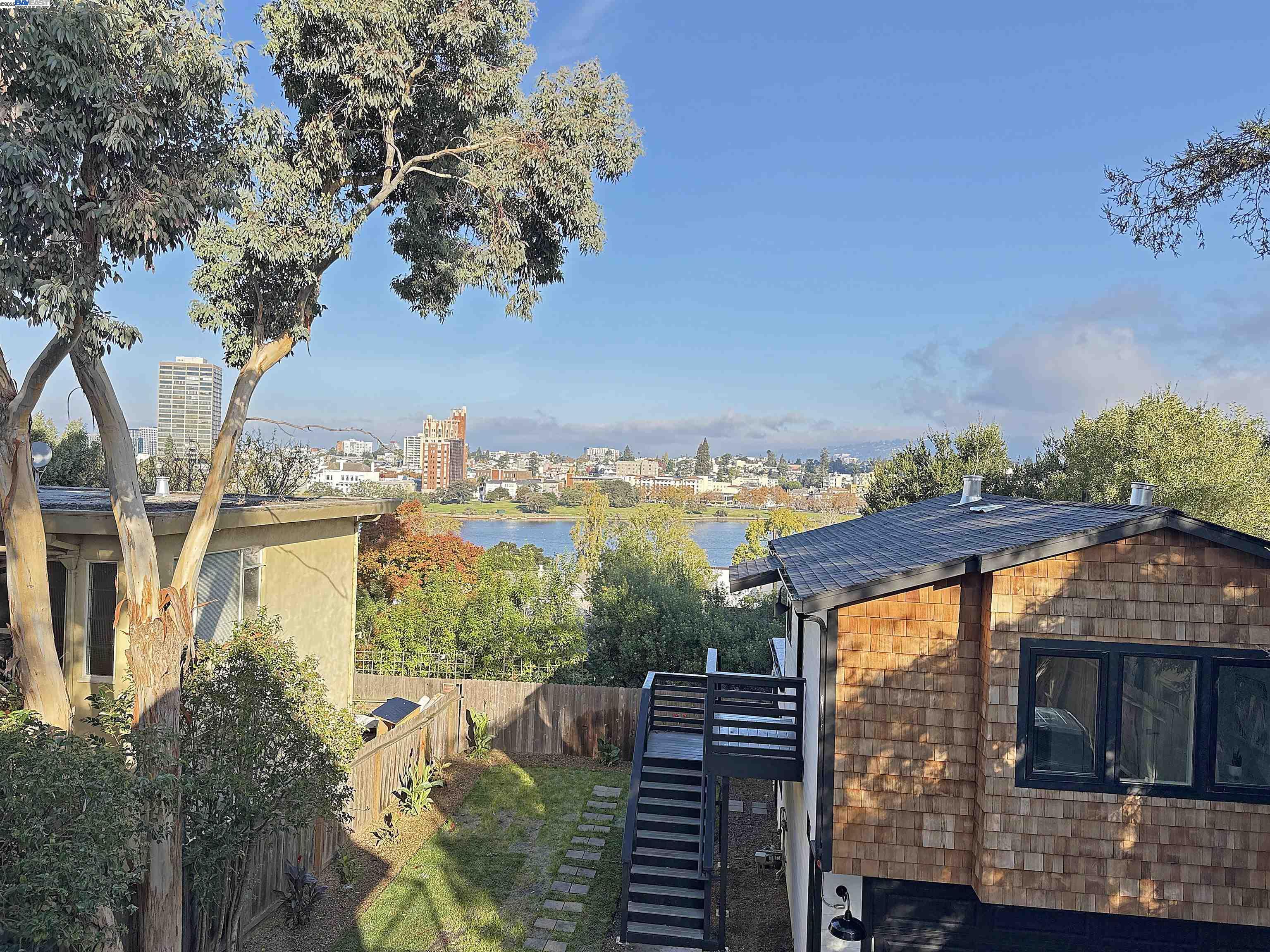 Front Image Thumbnail for BE41118205