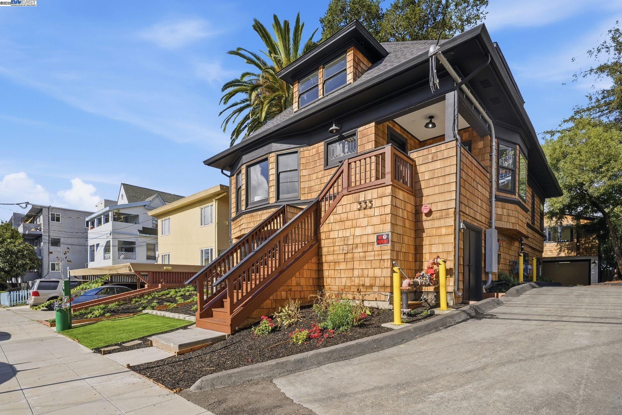 Detail Gallery Image 4 of 60 For 335 Hanover Ave, Oakland,  CA 94606 - – Beds | – Baths